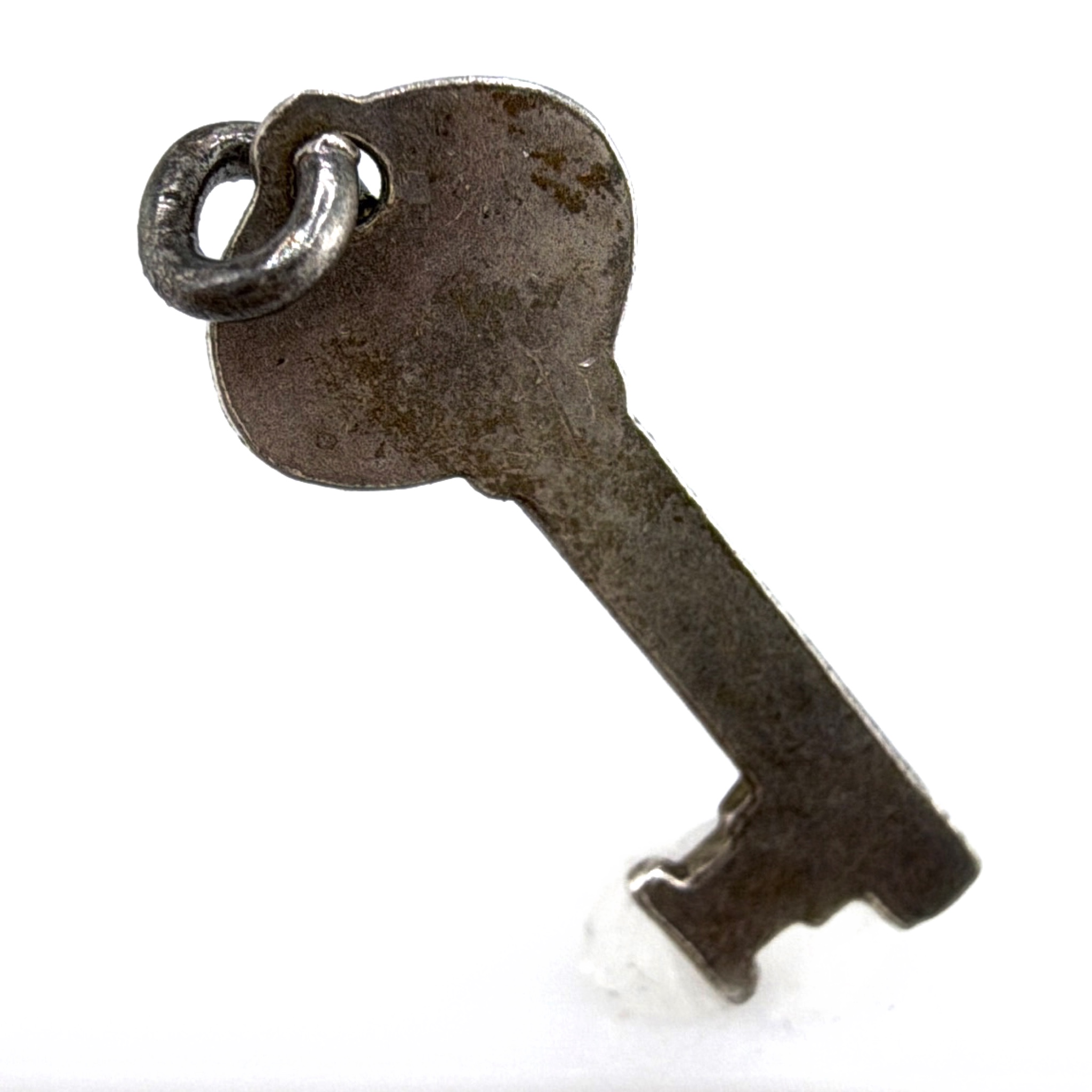 Vintage Sterling Tiny Key Charm 0.81g — Side