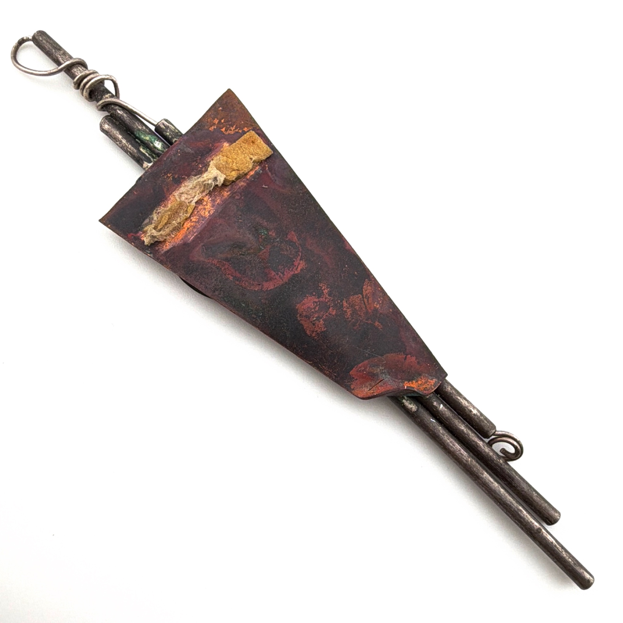 70s–80s Modernist Brutalist Copper Wire Assemblage Pendant 14.00g 4.25 in — Side