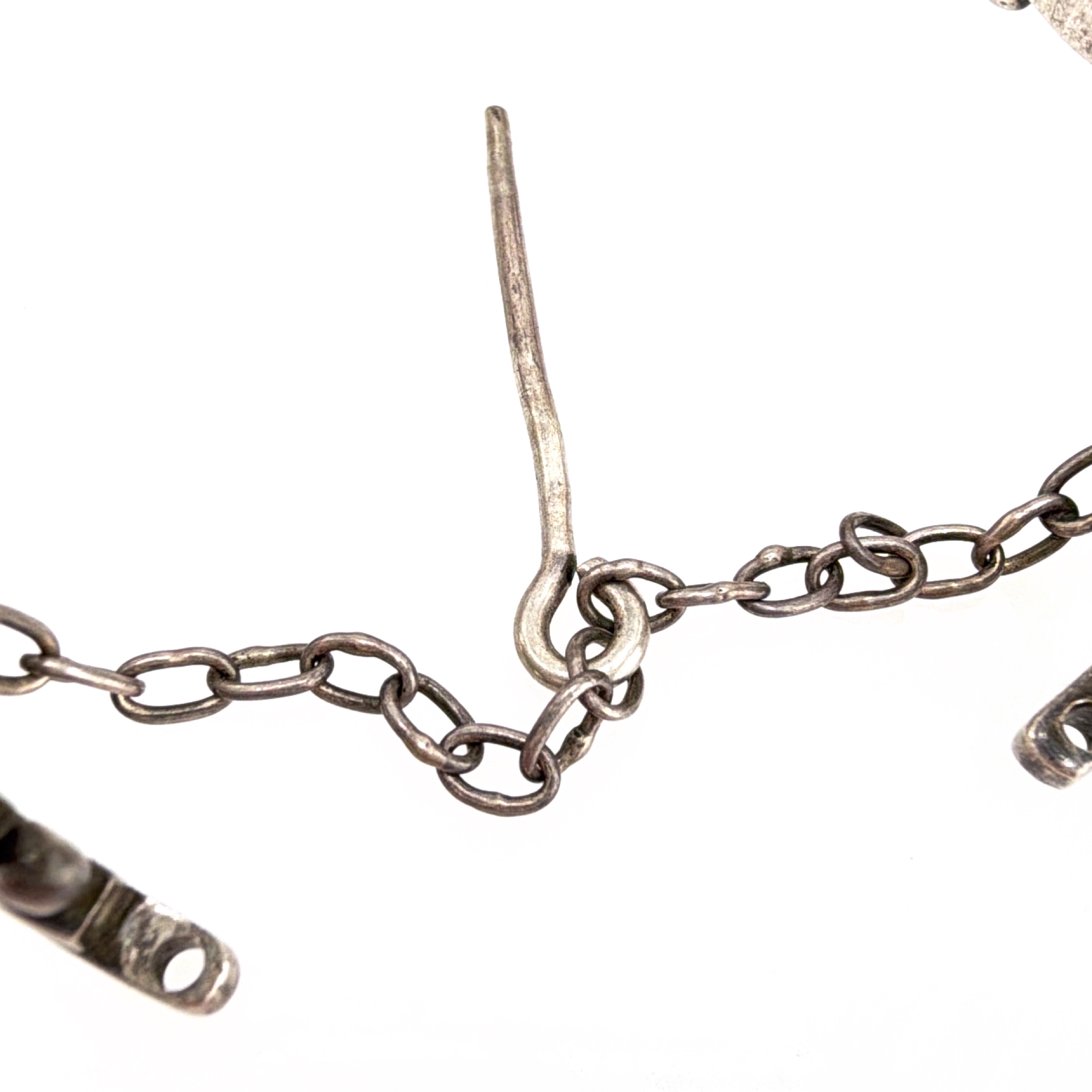Mid-Century 40s–50s Hector Aguilar Taxco 940 Silver Modernist Knot Bracelet 97.36g 7in — Detail