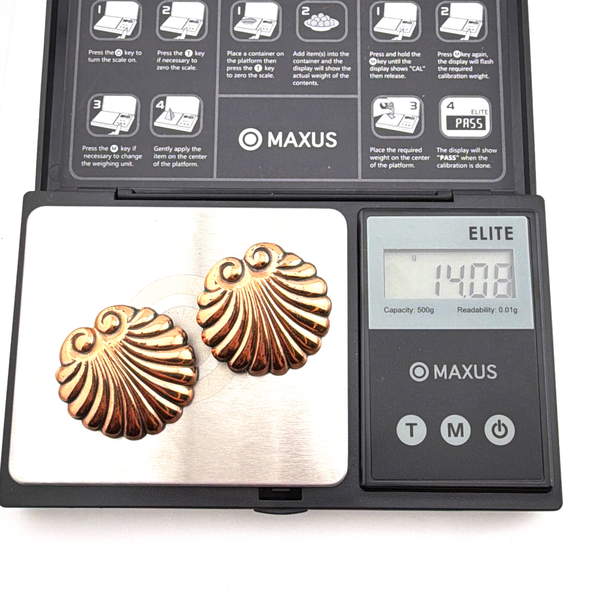 Mid-Century 50s–60s 1.25 in Renoir Copper Fluted Scallop Shell Clip Earrings 14.08g — For scale