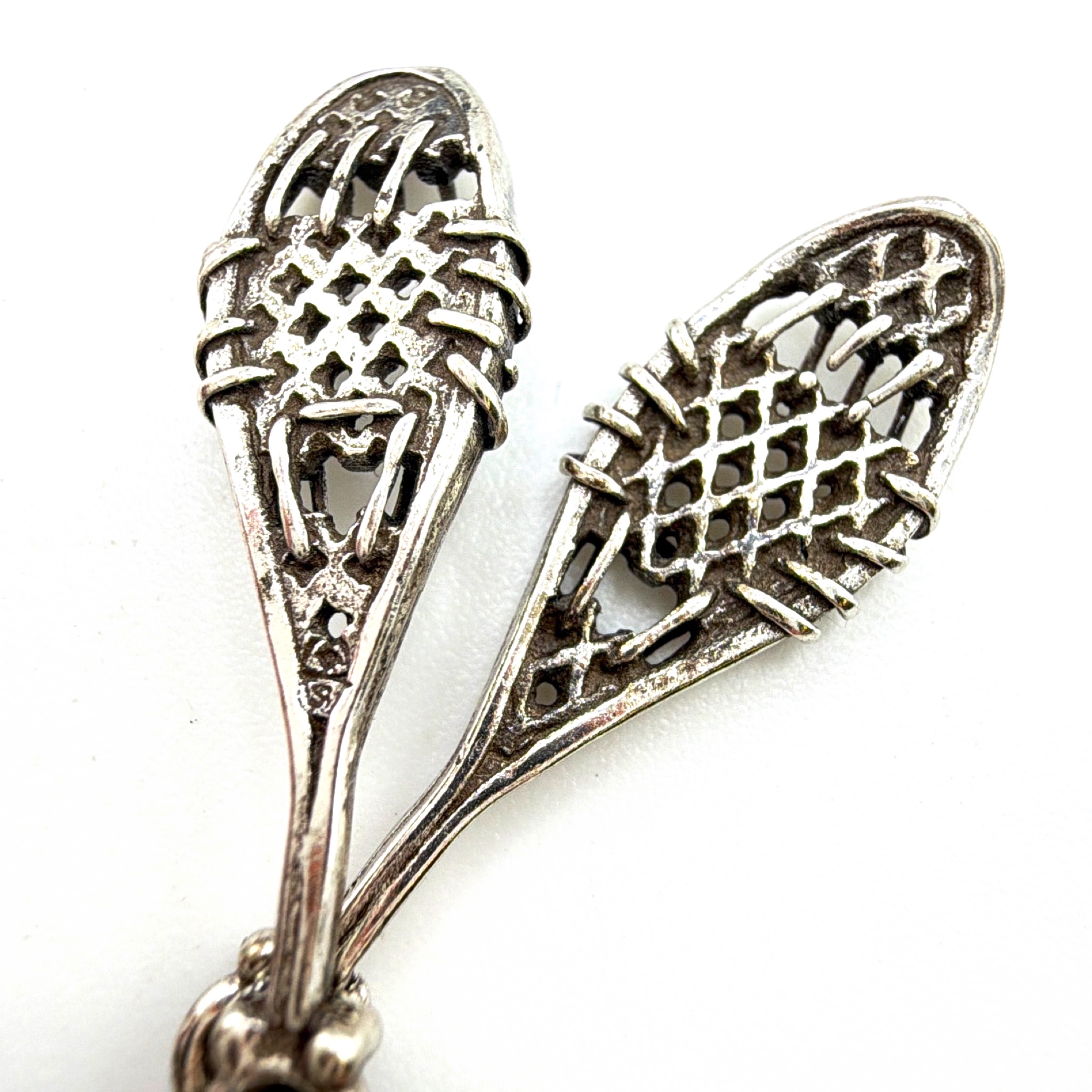 Mid-Century 40s–70s Silver Tone Lake Placid NY Snowshoe Charm Pendant 2.95g — Front