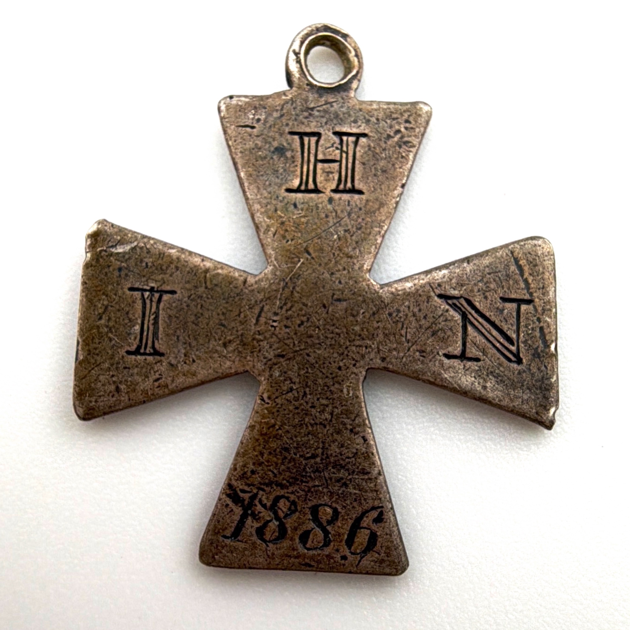 Victorian 1880s–1900s Sterling Silver Hand-Engraved IHN 1886 Presentation Cross Pendant 1.56g — Back