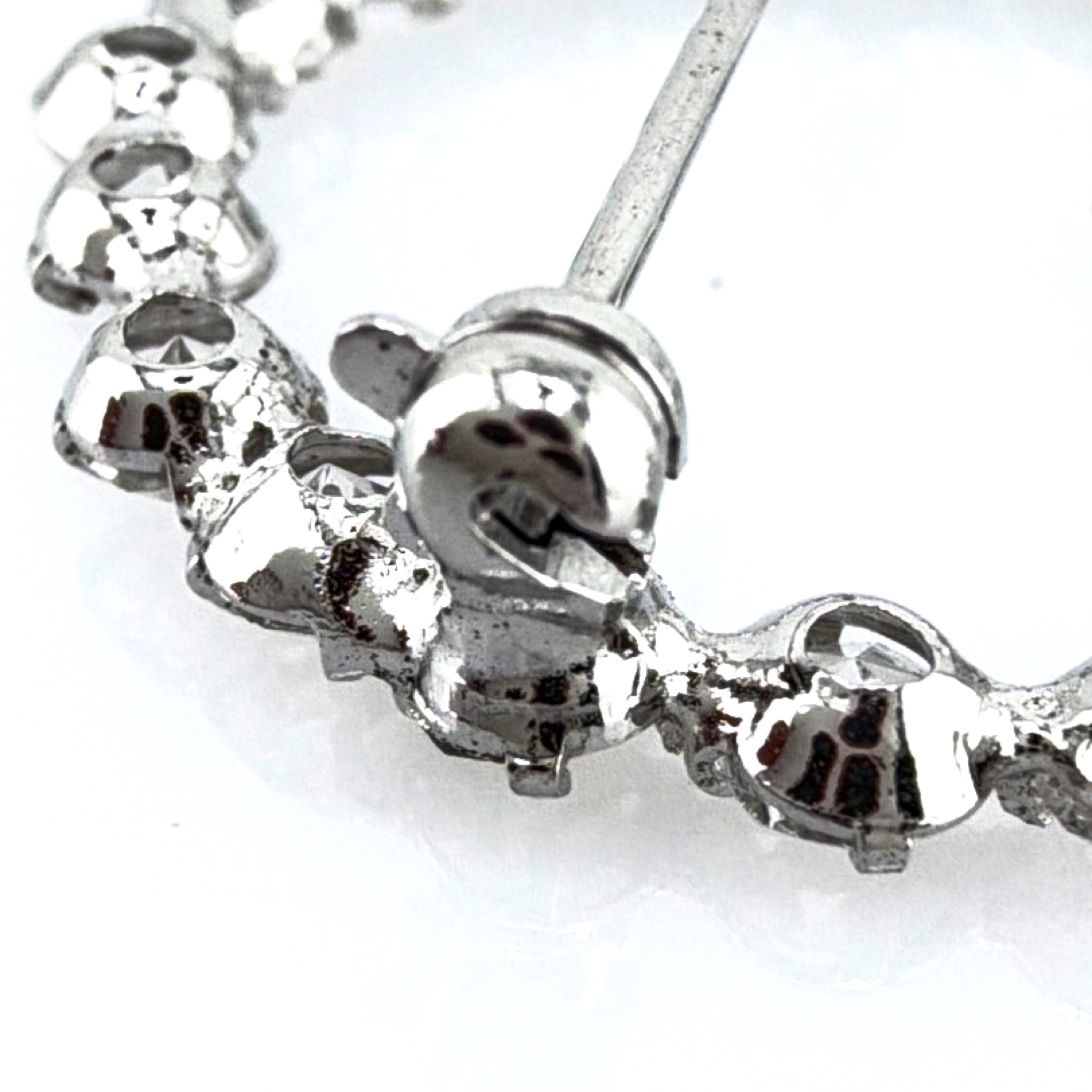 Retro 40s–50s Sterling Austrian Crystal Wreath Bow Brooch 2.81g — Detail