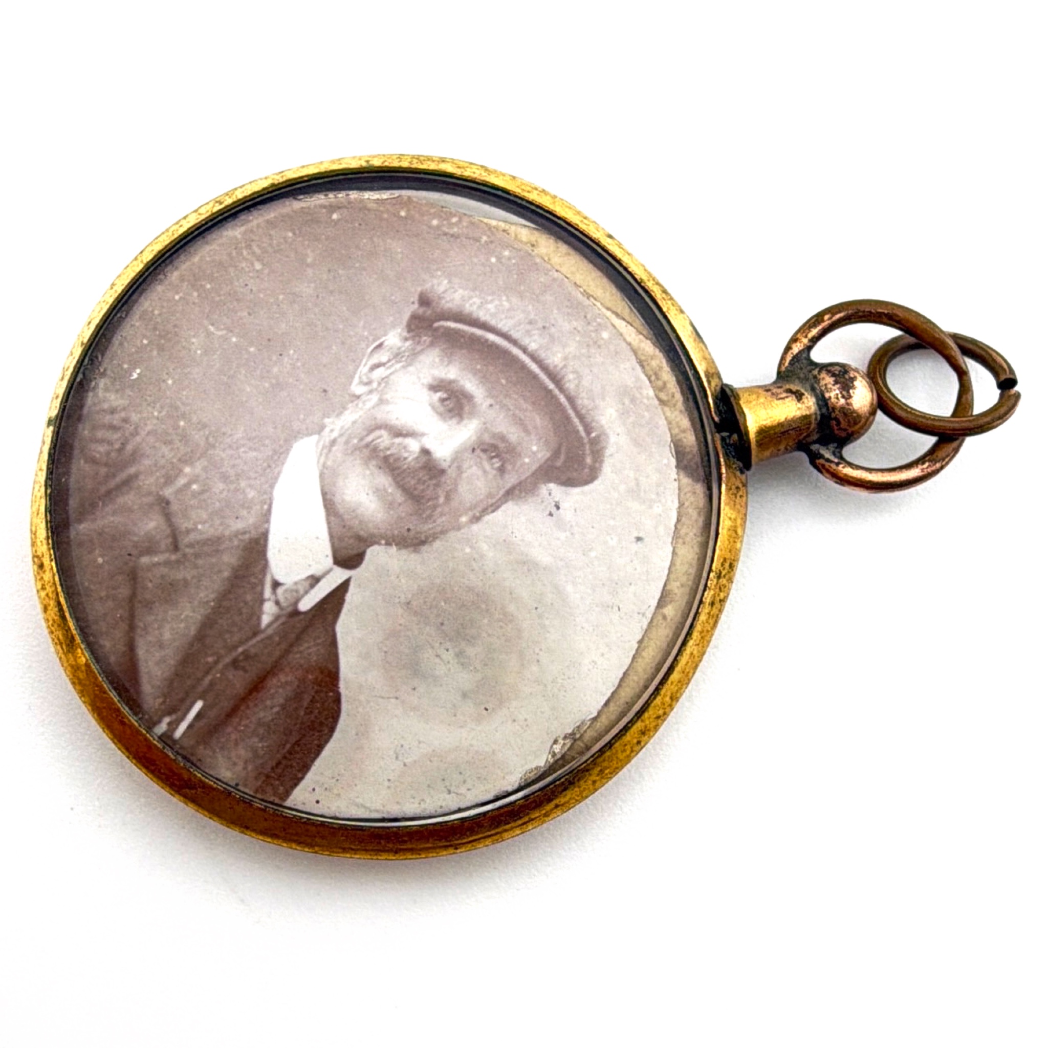 Edwardian 1900s–10s 1.125 in AJH Rolled Gold Double-Sided Glass Portrait Photo Locket Pendant 7.38g — Back