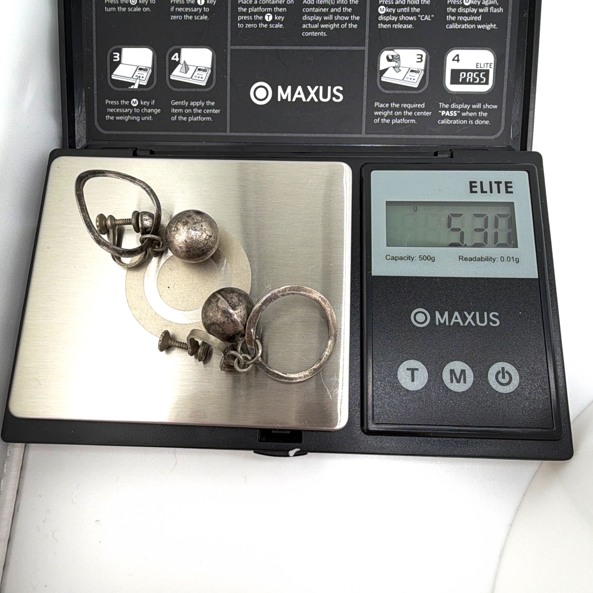 Retro 30s–50s Sterling Silver Taxco Mexico Designer Orbital Earrings 5.30g — For scale