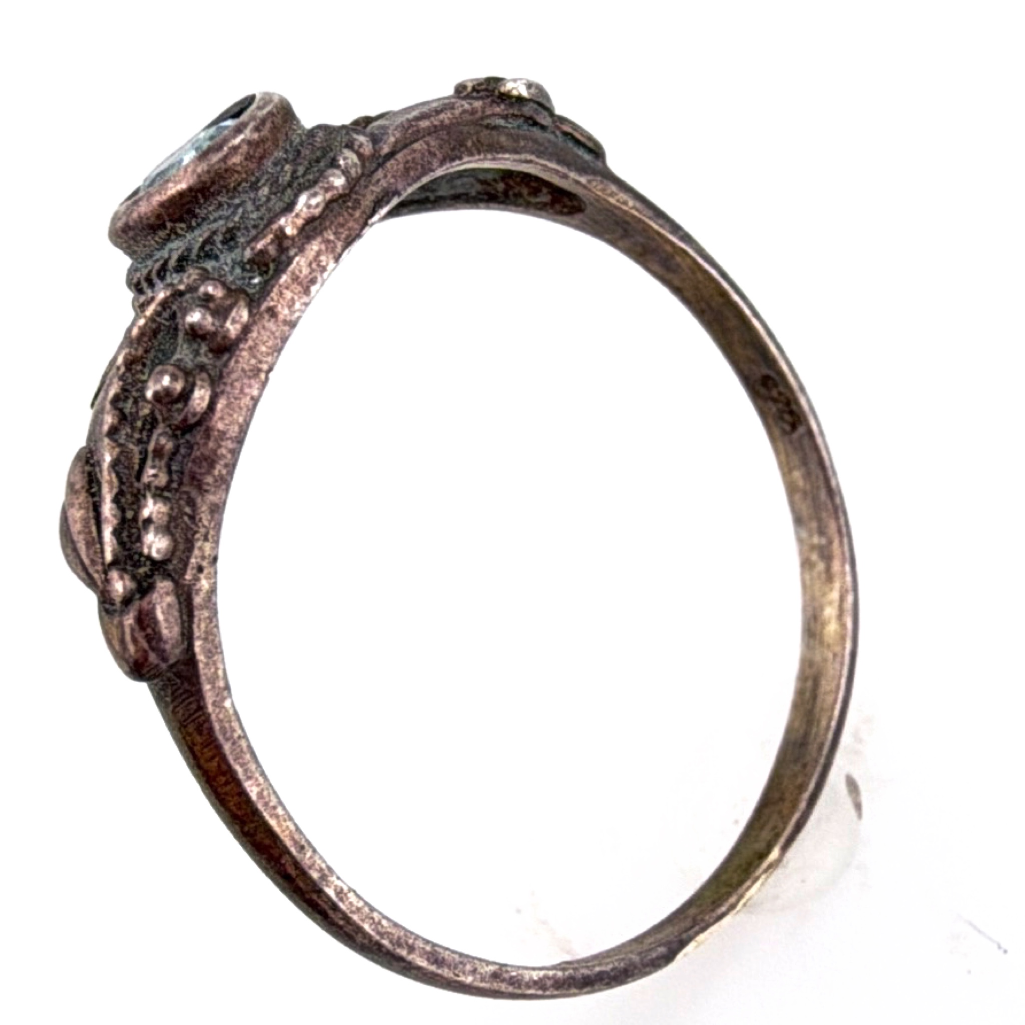 Vintage Sterling Silver Blue Stone Ornate Cocktail Ring 1.60g Size 8.75 — Side