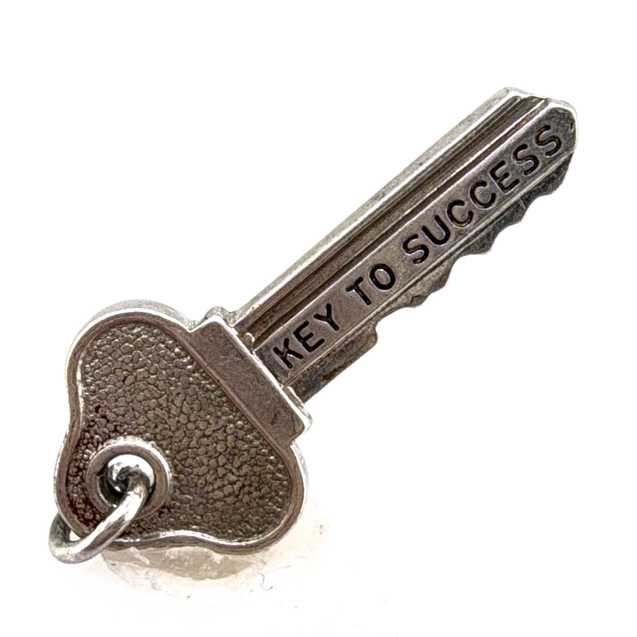 70s–90s Sterling Key To Success Charm, Textured Bow, 2.17g — Back