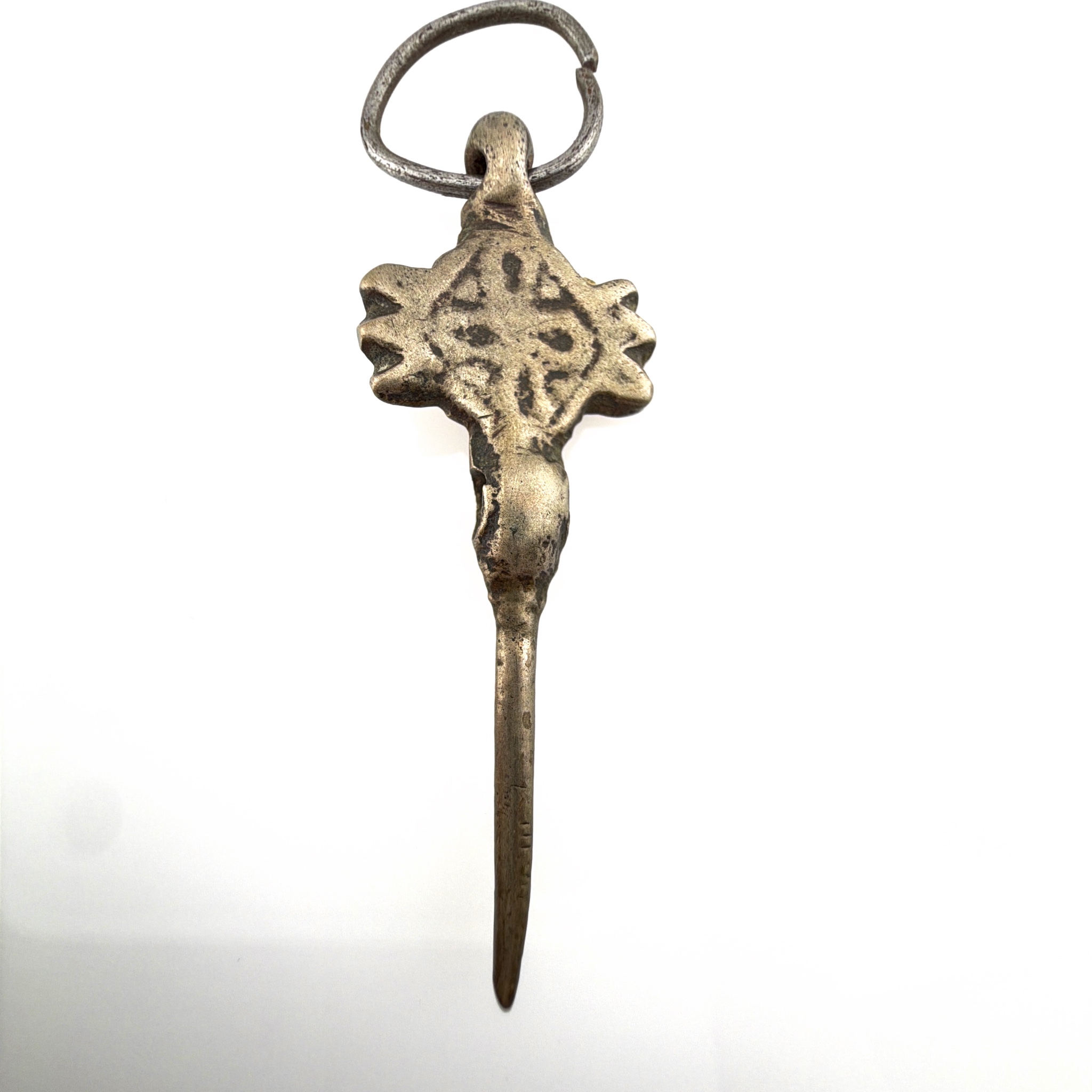 Unmarked Cast Charm Pendant, Old Patina, Open Ring 5.42g — Front