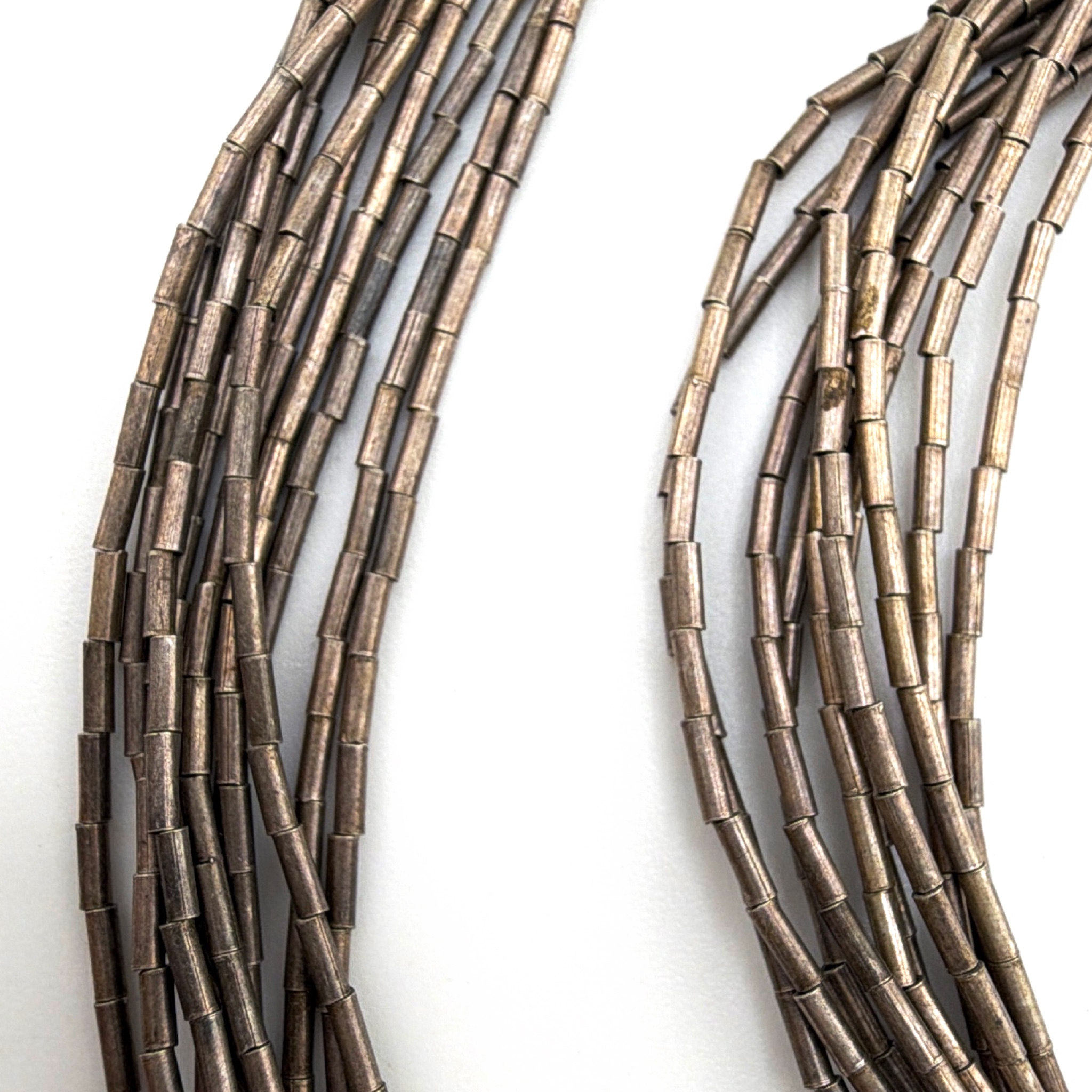 Southwestern Style Silver Tone Ten-Strand Liquid Silver Necklace 29.29g 19 in — Detail