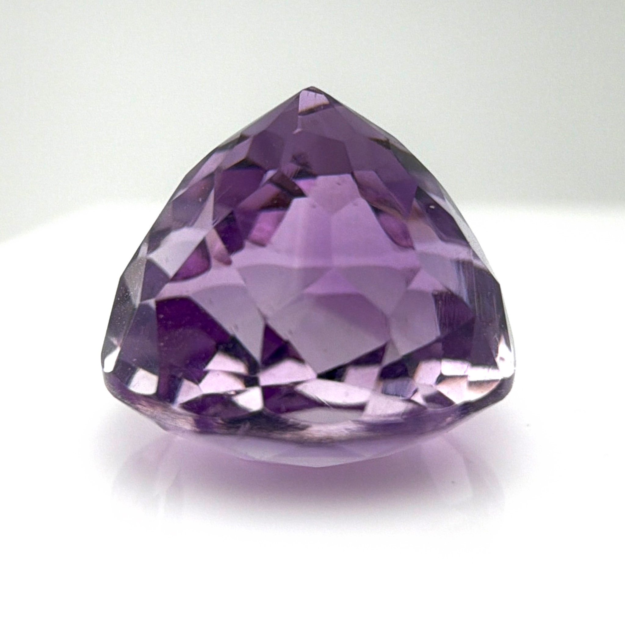 Loose 13.88ct Amethyst Fancy Round Cut 14.3mm — Front