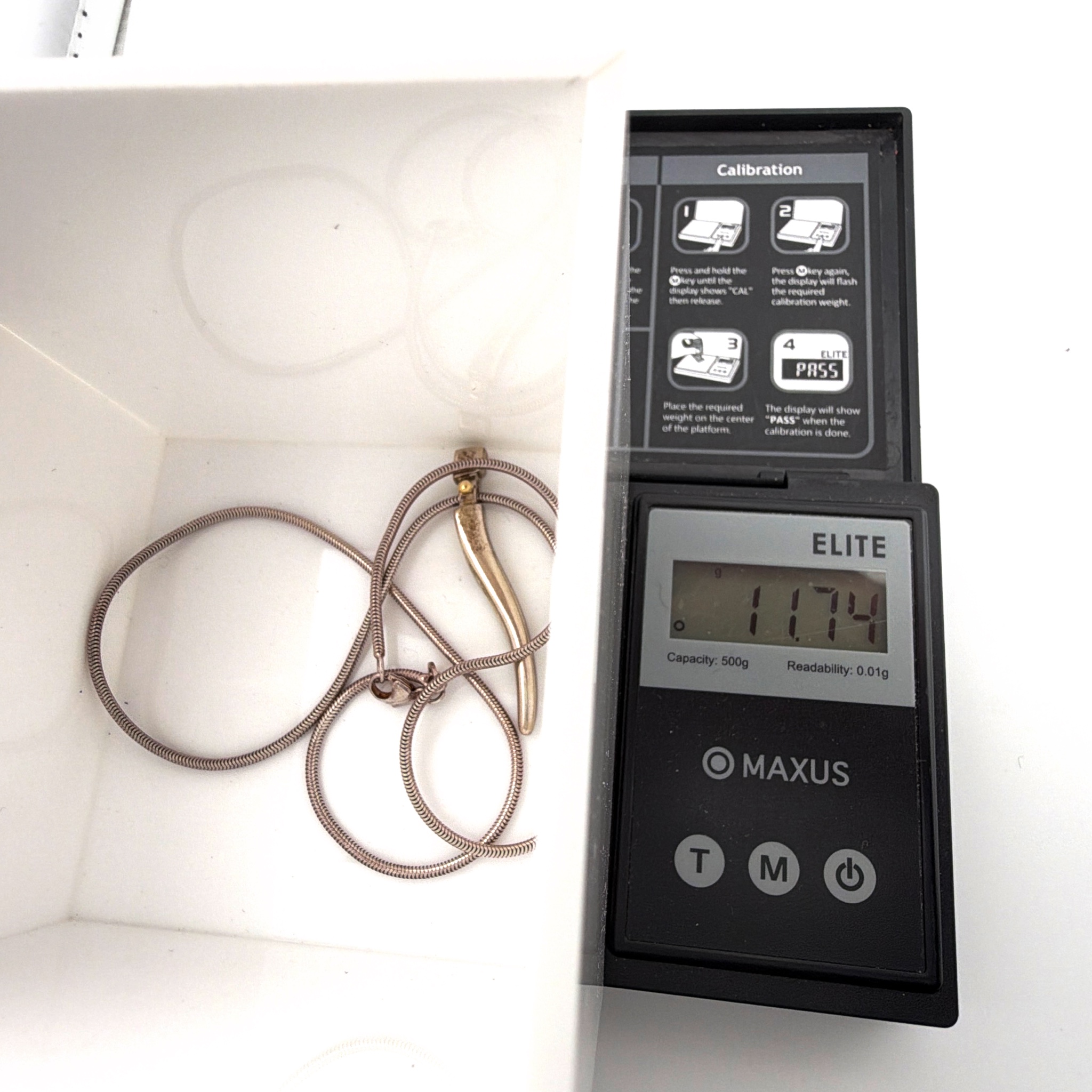 1990s–2000s 16 in Declan Killen Sterling Silver Modernist Horn Pendant Snake Chain Necklace 11.74g — For scale