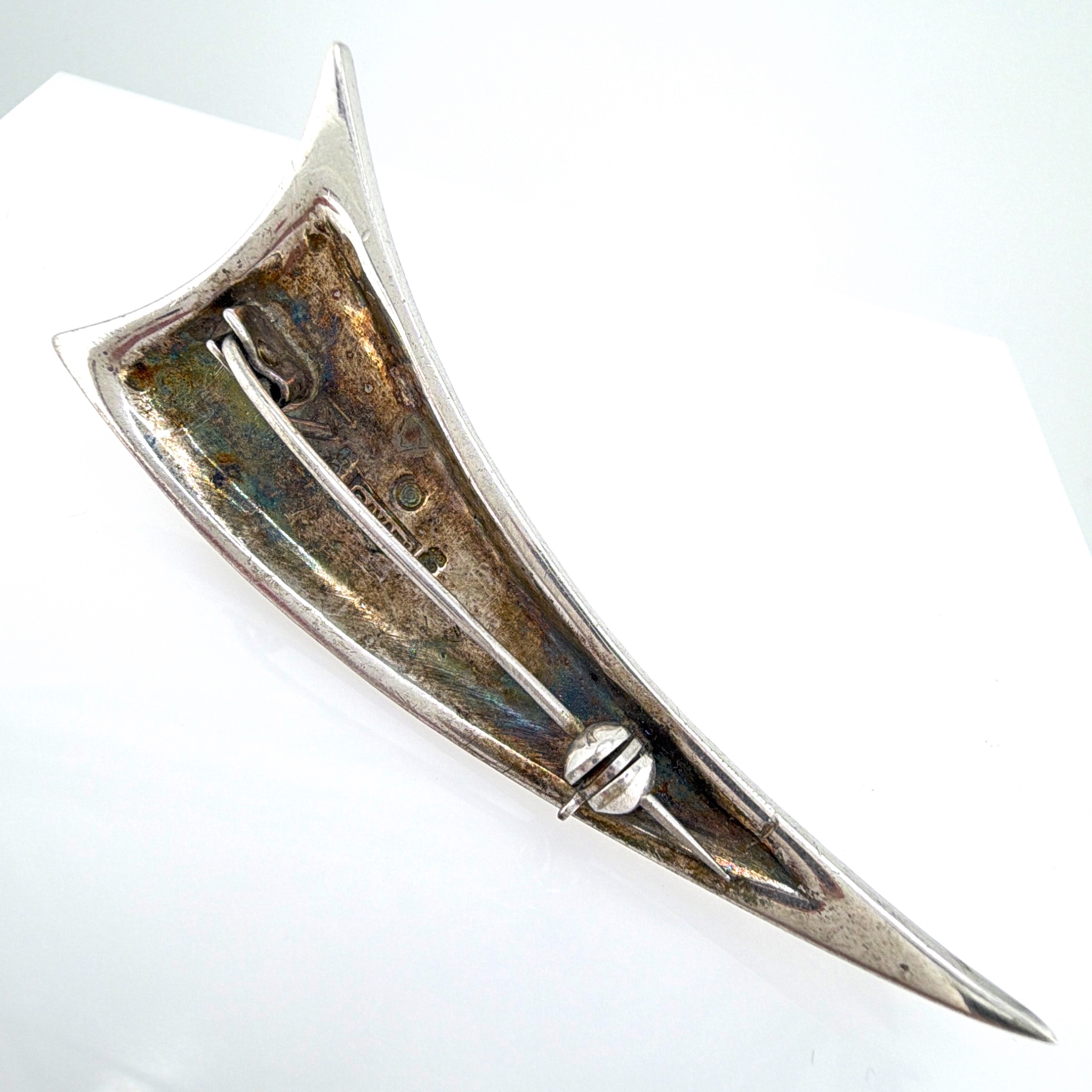 Vintage Sterling Silver SAVATI Modernist Swept Brooch, Pink Stone 14.18g 3 in — Front