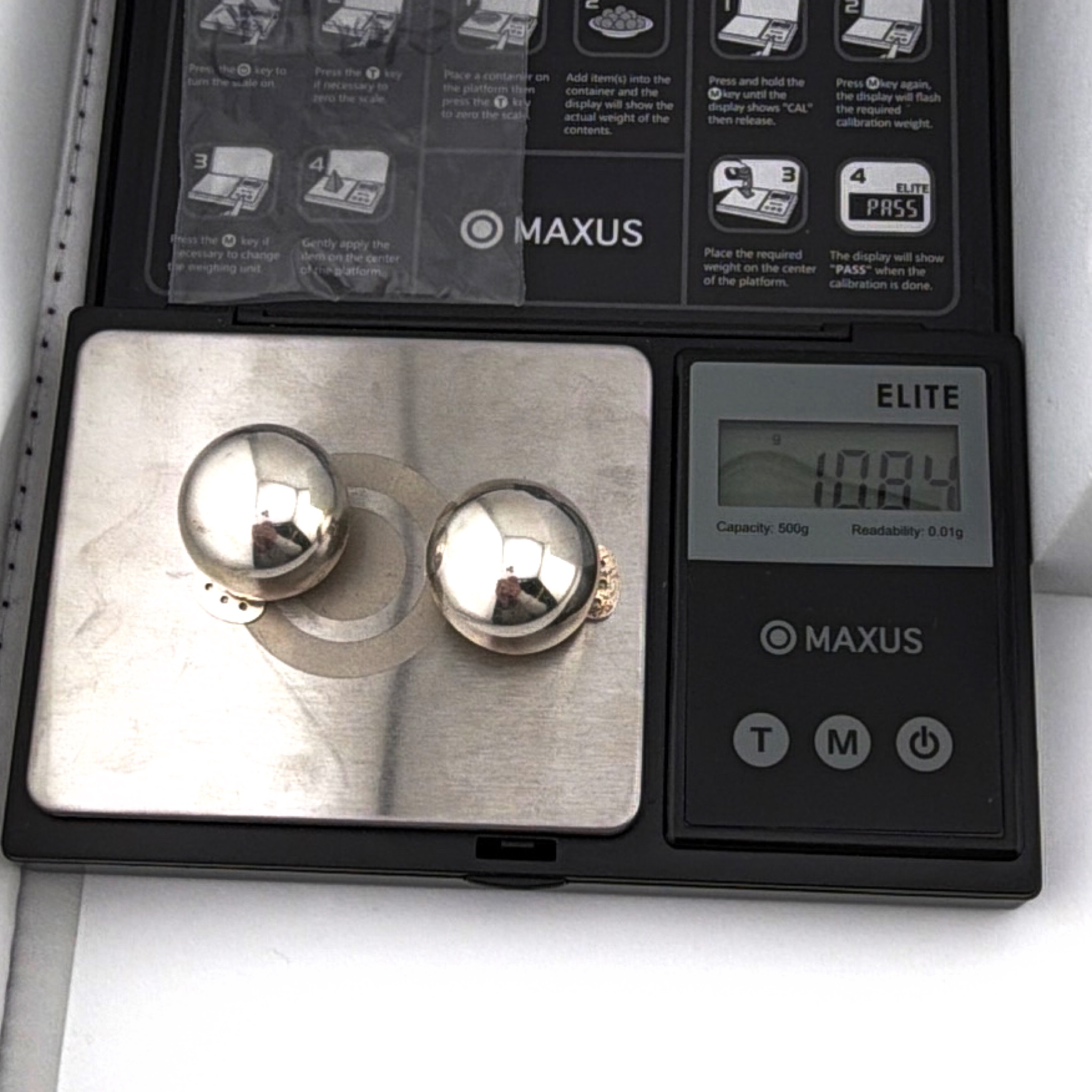 Mid-Century 50s–60s Sterling Domed Button Half-Ball Clip Earrings 10.84g — For scale