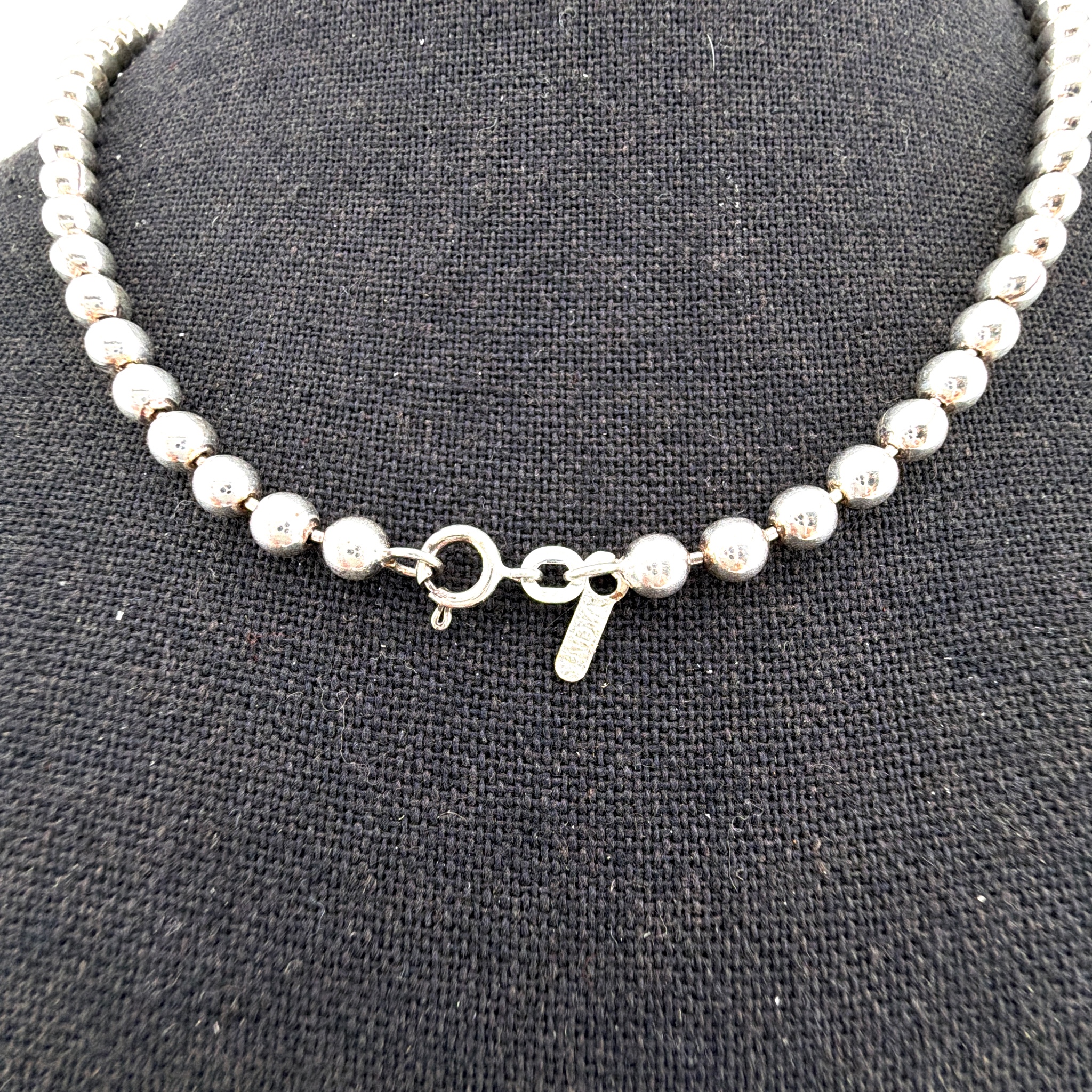 Sterling Silver Ball Bead Necklace 24.11g 15 in — Detail