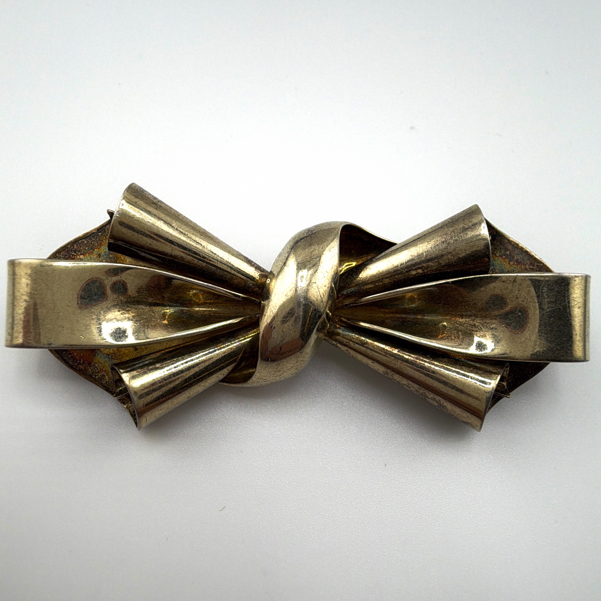 Retro 30s–50s Sterling Napier Bow Brooch 19.22g 2.6in — Front
