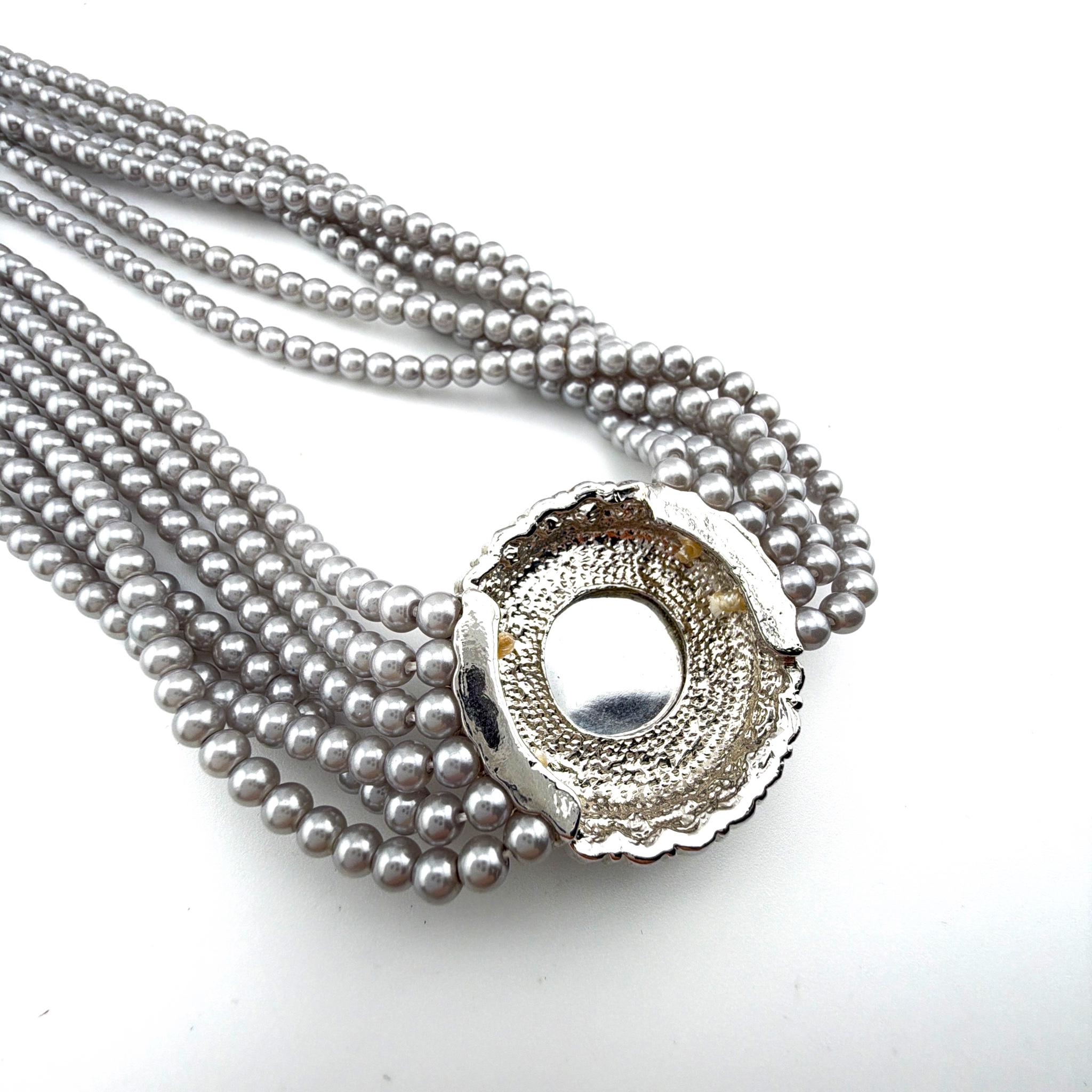18.5 in Silver Tone Grey Faux Pearl 6-Strand Blue Glass Jewel Choker Necklace 84.00g — Detail