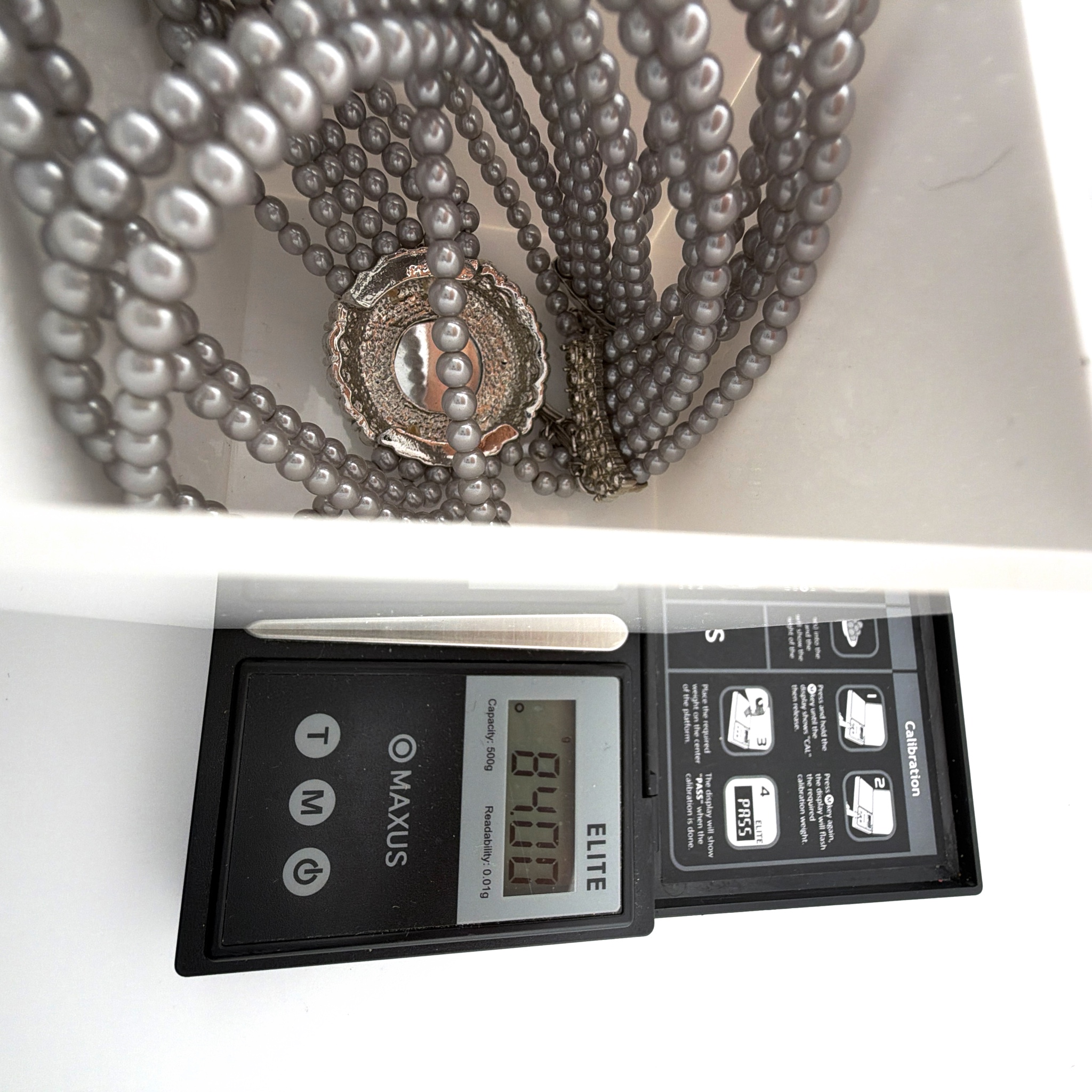 18.5 in Silver Tone Grey Faux Pearl 6-Strand Blue Glass Jewel Choker Necklace 84.00g — For scale