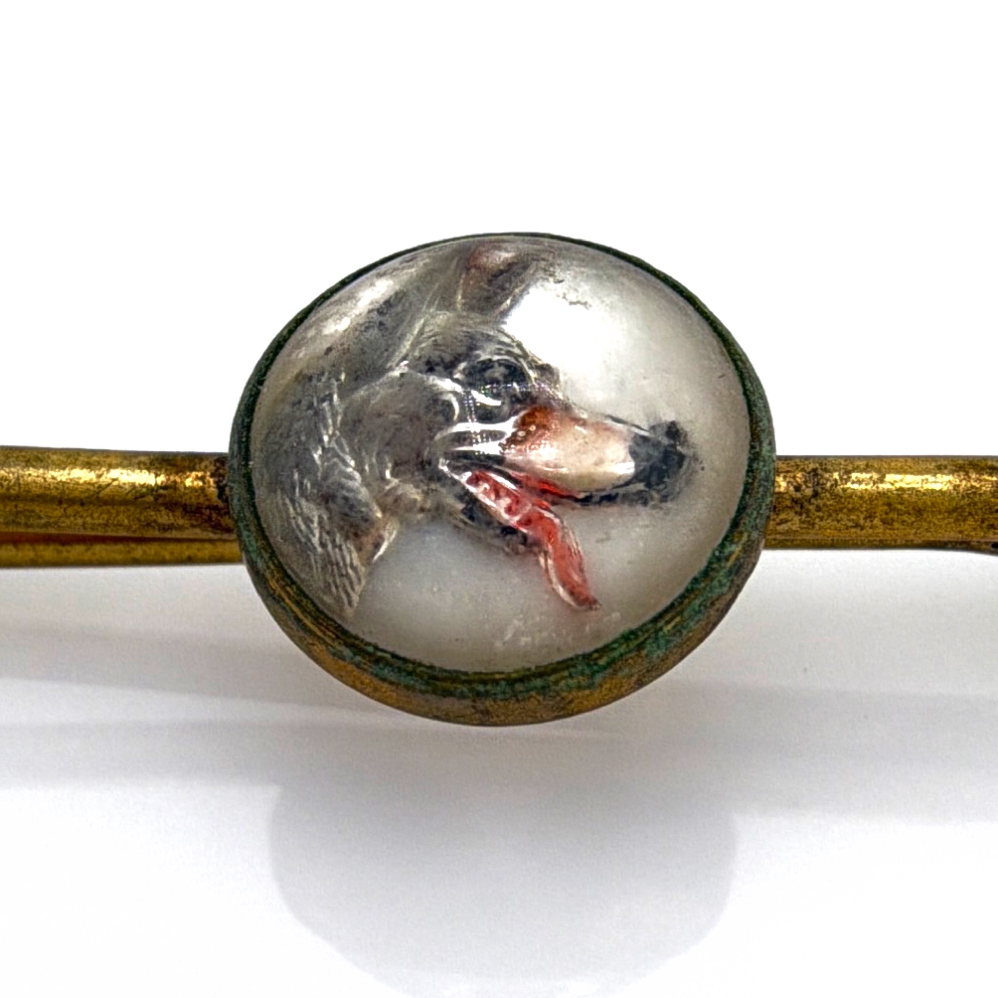 Art Nouveau 1890s–1910s Gold Tone Essex-Style Crystal Big Baad Wolf Dog Bar Brooch 3.72g 2.75 in — Detail