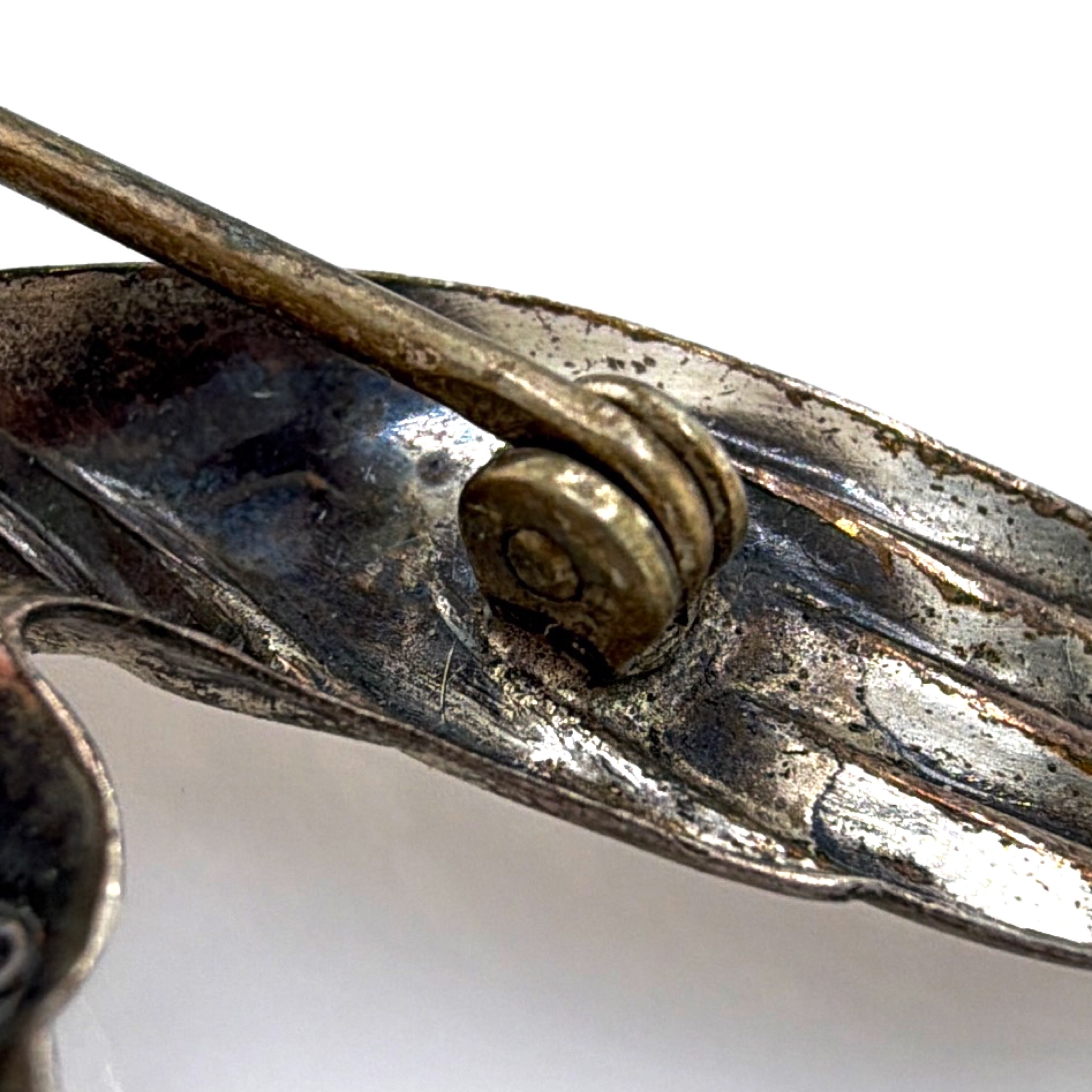 Retro 30s–50s Sterling Beau Flying Bird Brooch, Figural Pin 3.54g — Detail