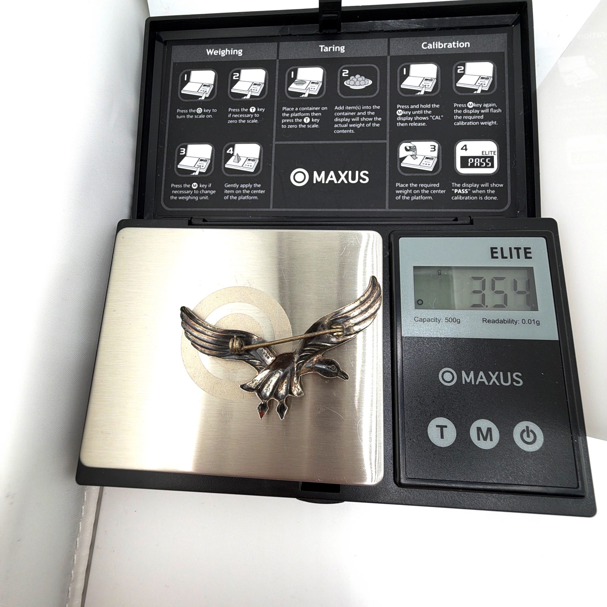Retro 30s–50s Sterling Beau Flying Bird Brooch, Figural Pin 3.54g — For scale