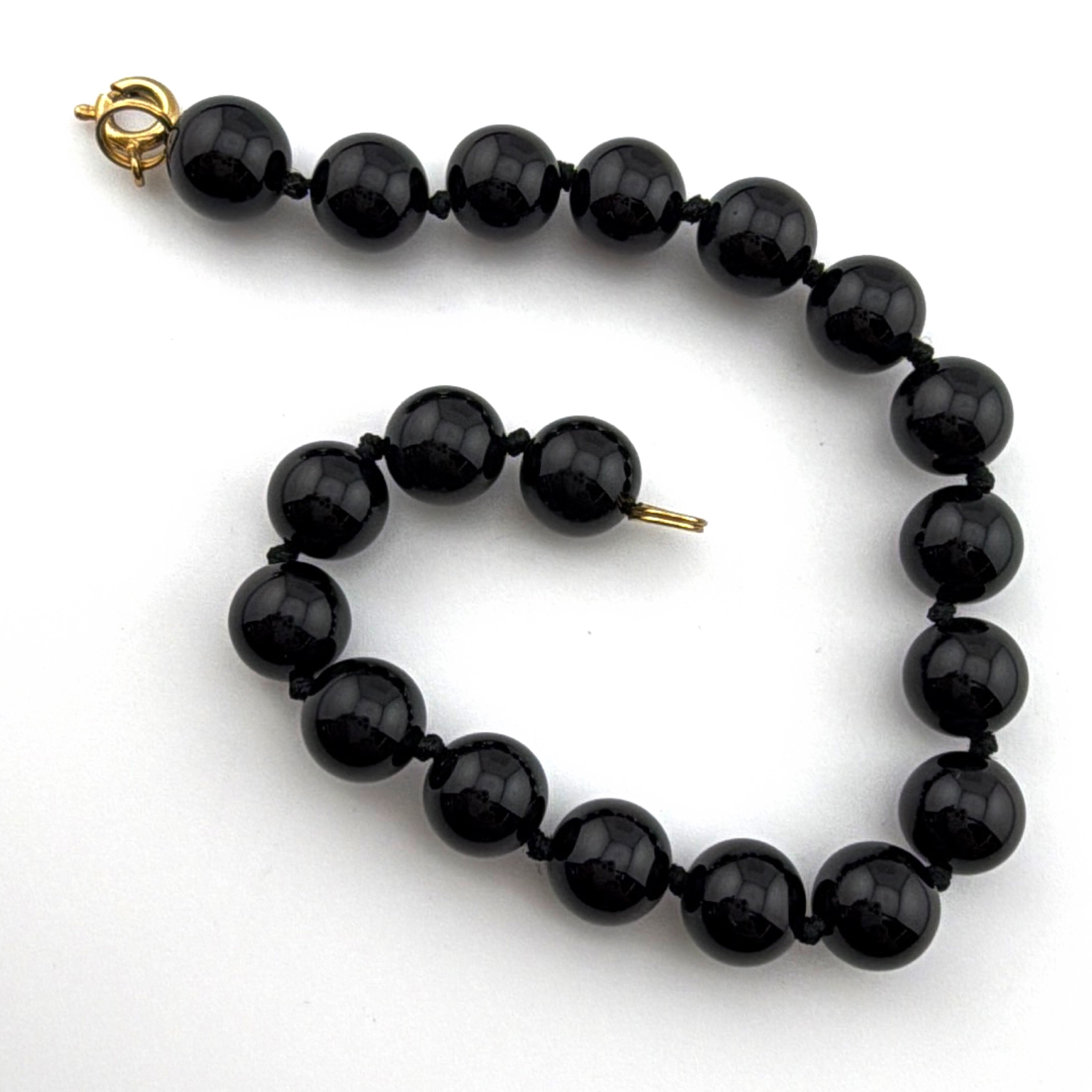 Gold tone Onyx Bead Bracelet 13.90g 7 in — Side