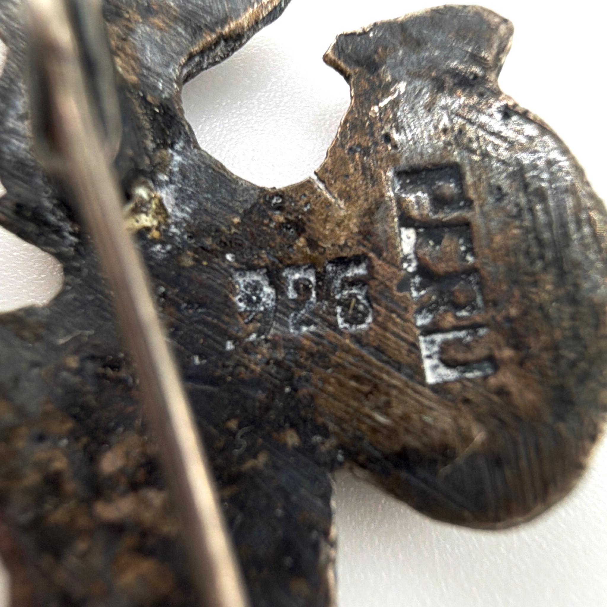 Mid-Century 50s–70s Sterling Peru 925 Figural Hiker Farmer Brooch 4.64g — Detail