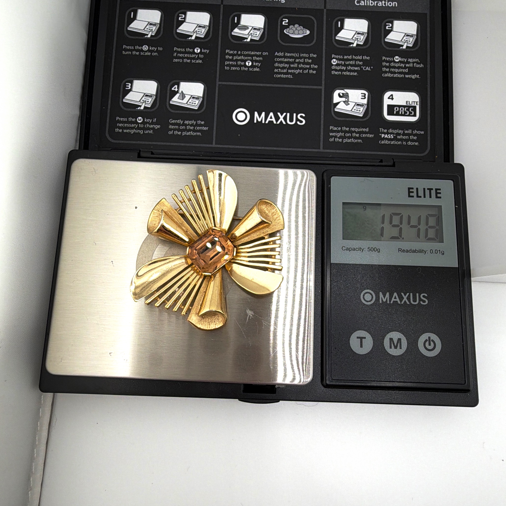 Mid-Century 50s–60s Signed Trifari Gold Tone Bow Brooch 19.48g — For scale