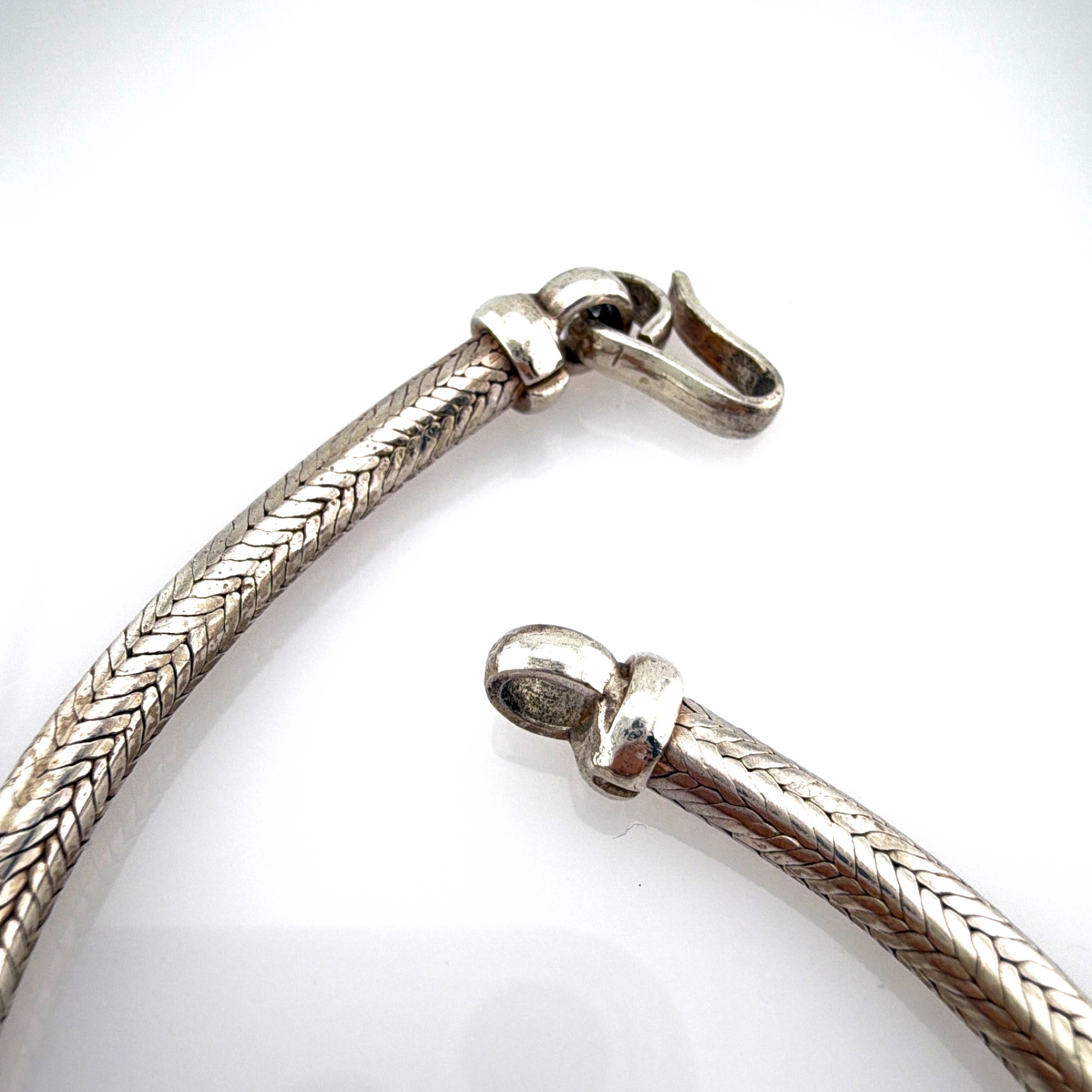 Sterling Silver Woven Foxtail Snake Chain Hook 8 in Clasp Bracelet 36.09g — Detail