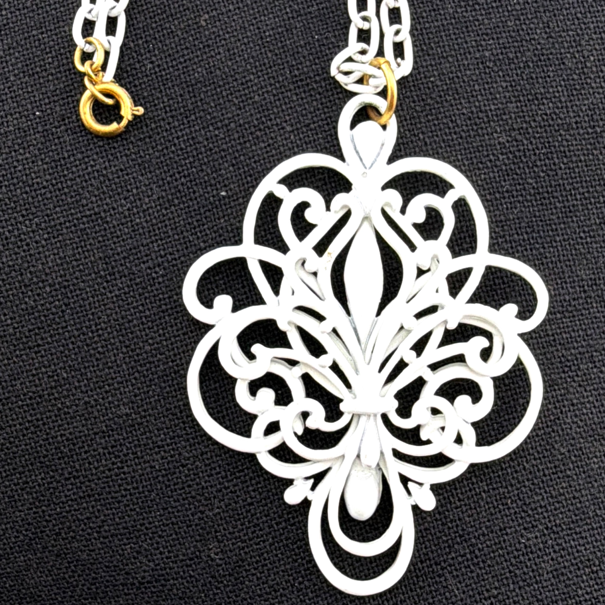 70s White Openwork Scroll Medallion Pendant Necklace — Detail