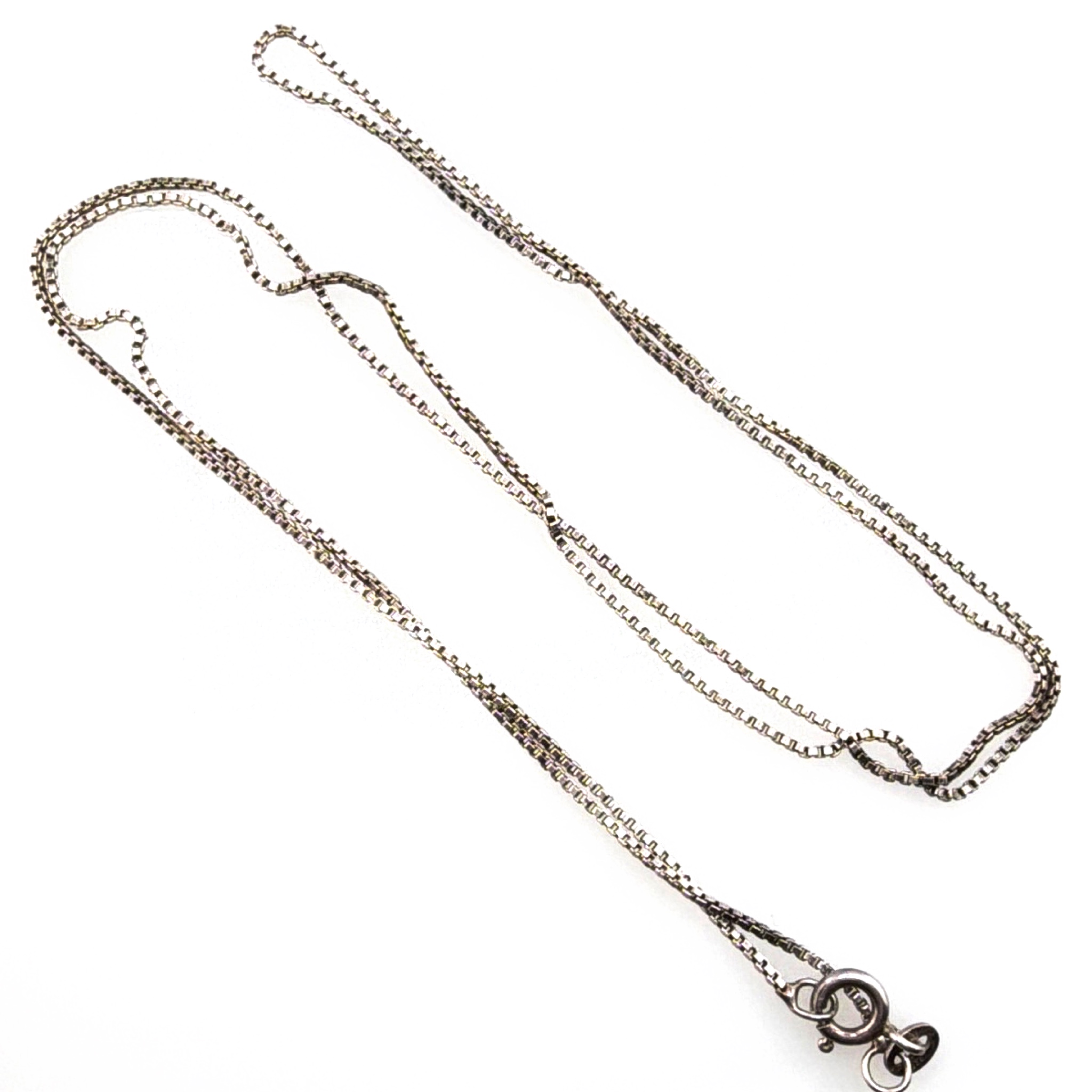 Sterling Silver Italy Box Chain Necklace 24.4in 3.39g — Front