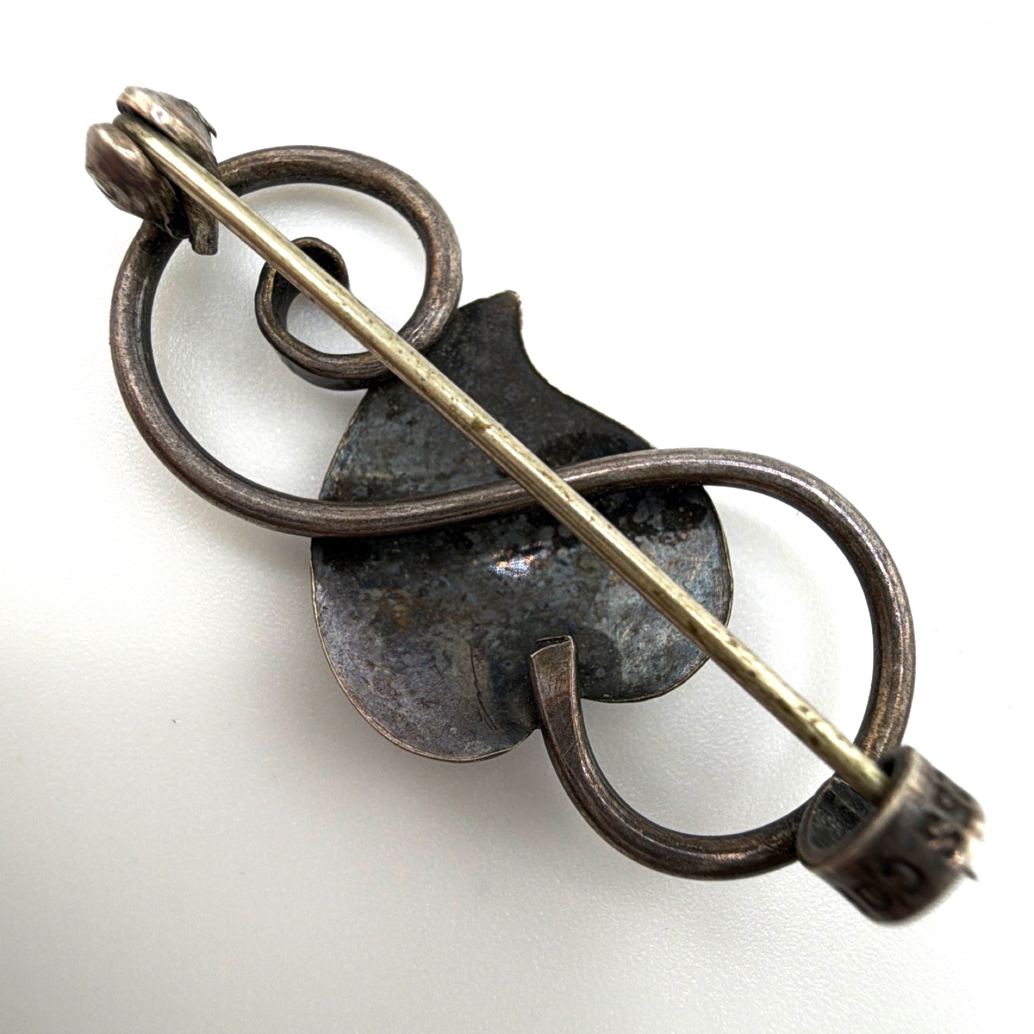Mid-Century 40s–70s Sterling Modernist Heart Scroll Brooch 2.35g — Side