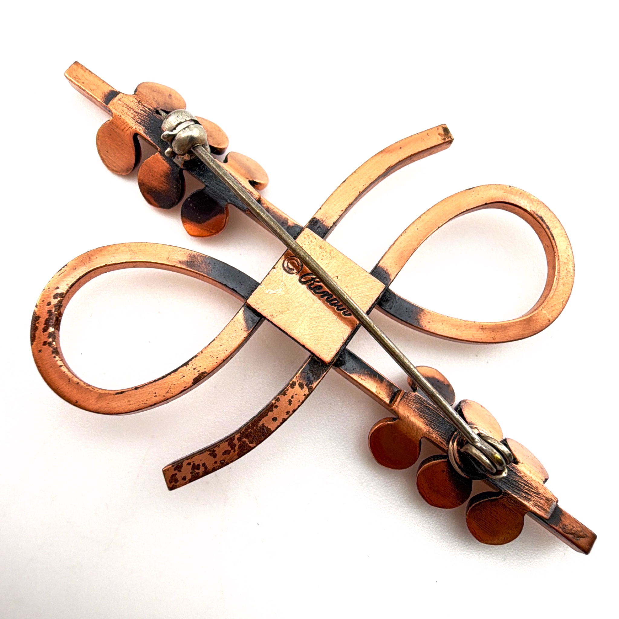 Mid-Century 50s–60s 2.6 in Signed Renoir Copper Modernist Ribbon Brooch 12.23g — Detail
