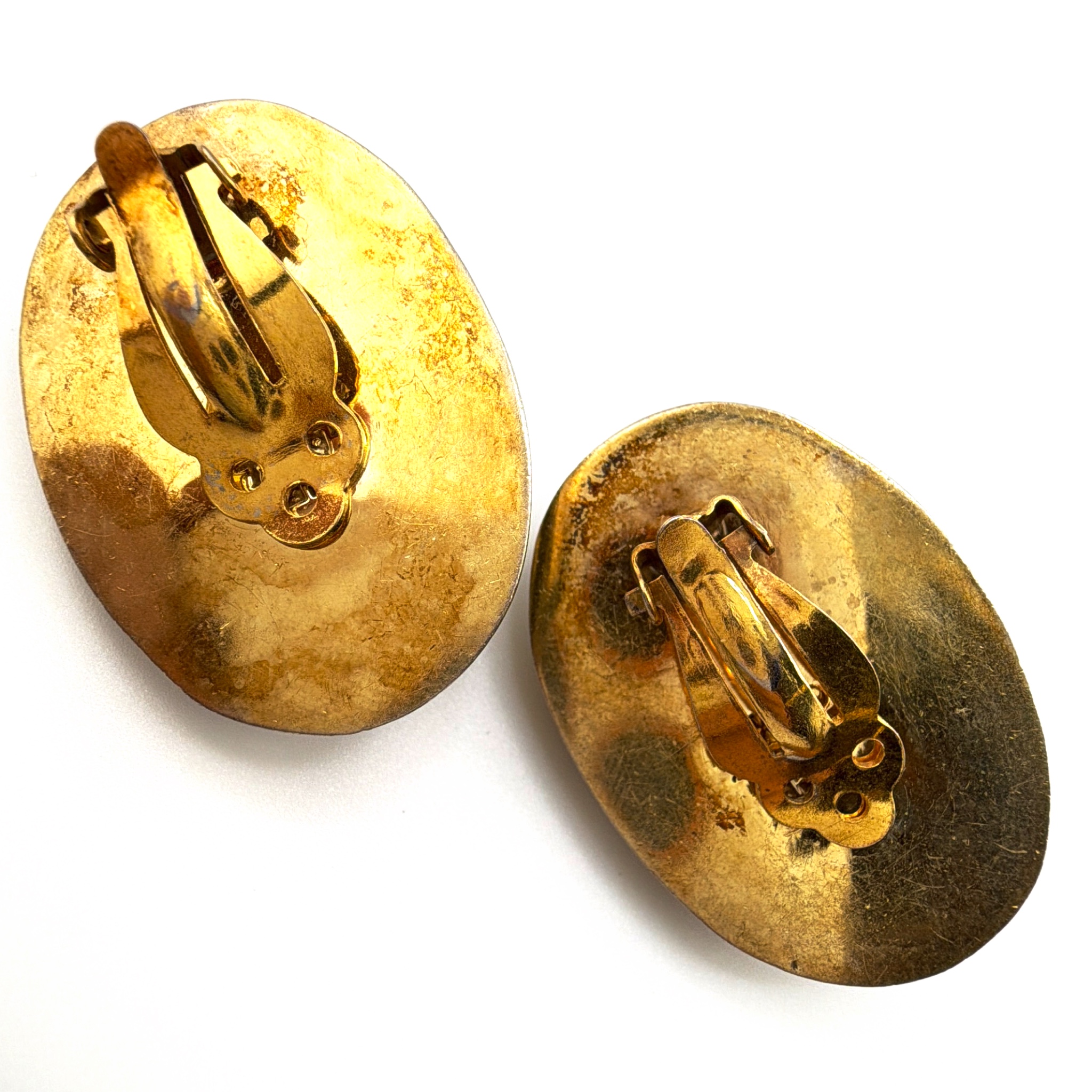 Mid-Century 50s–70s Modernist Sterling Mexico Gold-Wash Kidney Bean Clip Earrings 22.12g — Back
