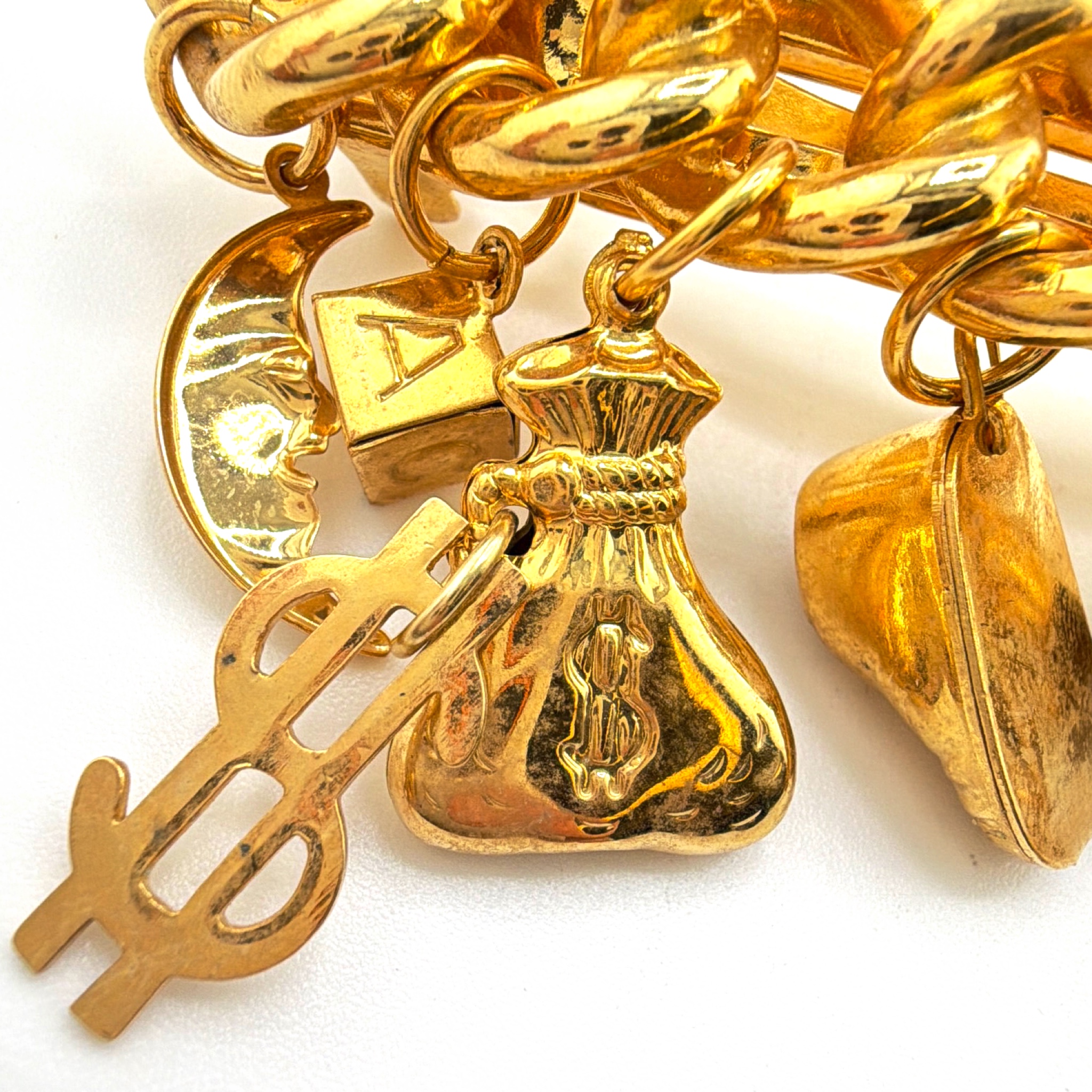 80s–90s Kirks Folly Gold Tone Novelty Charm Barrette Hair Clip 41.76g 4.25 in — Detail