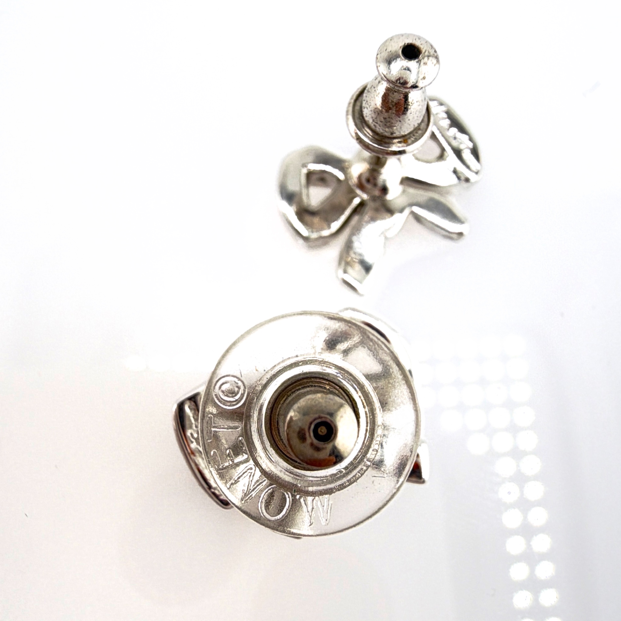 Vintage Monet Silver Tone Rhinestone Bow Earrings 5.00g — Detail