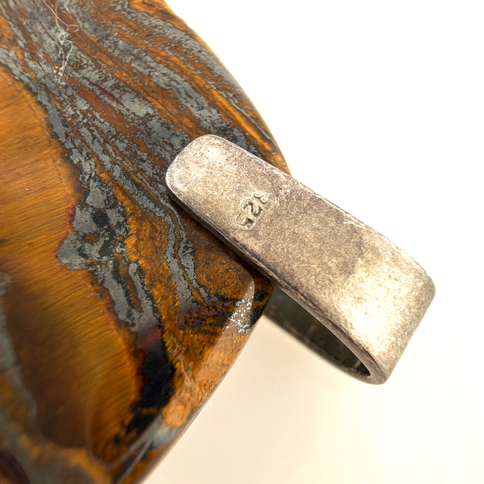Sterling Silver Tiger Iron Stone Pendant 22.71g 2 in — Detail