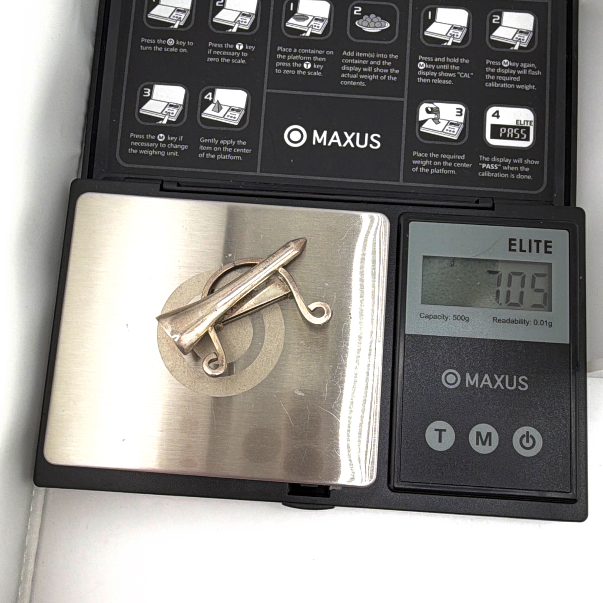 Mid-Century 40s–60s Sterling Leonore Doskow Handmade Modernist Horn Brooch 7.05g — For scale