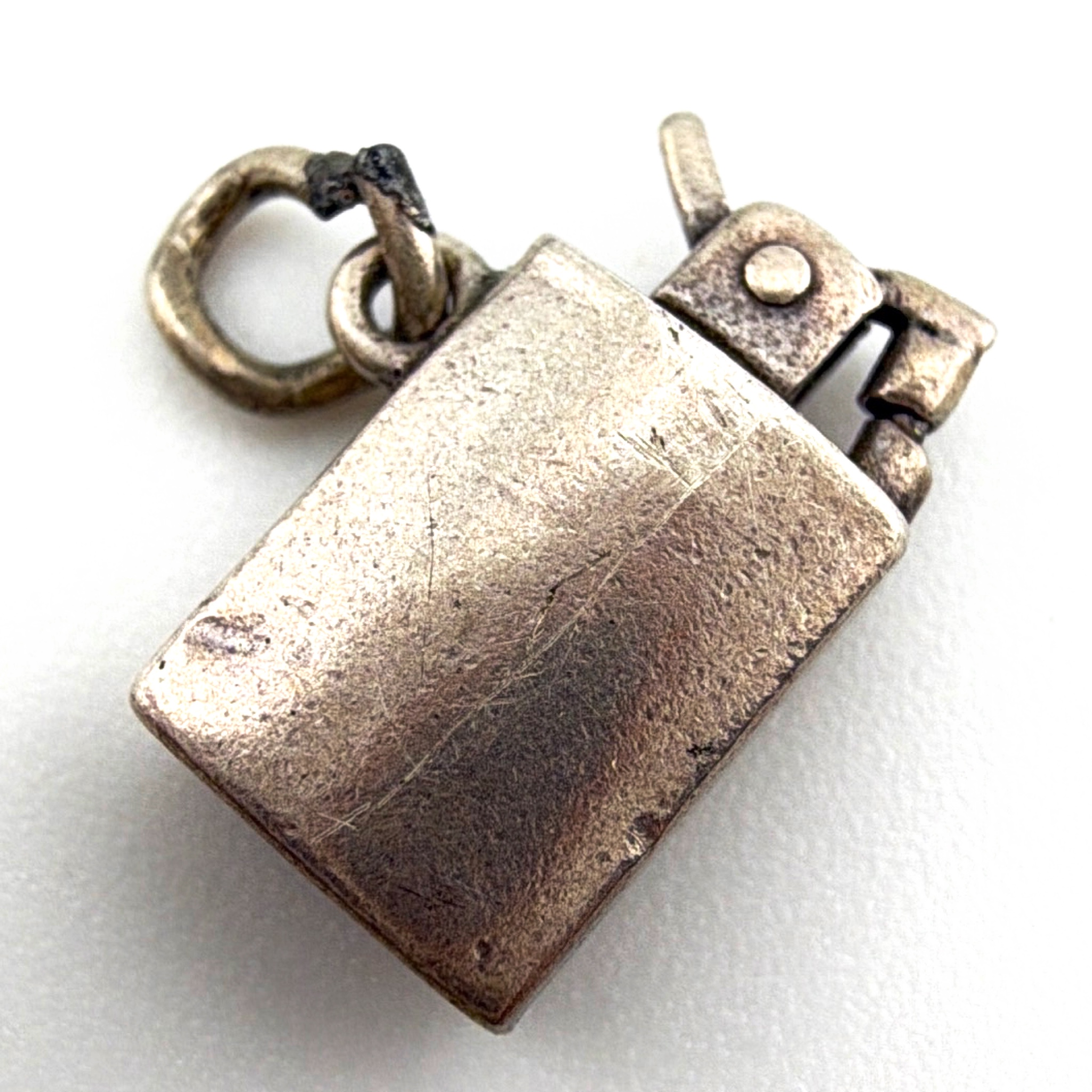 Retro 40s–60s Sterling Novelty Lighter Charm Pendant 0.75g — Side