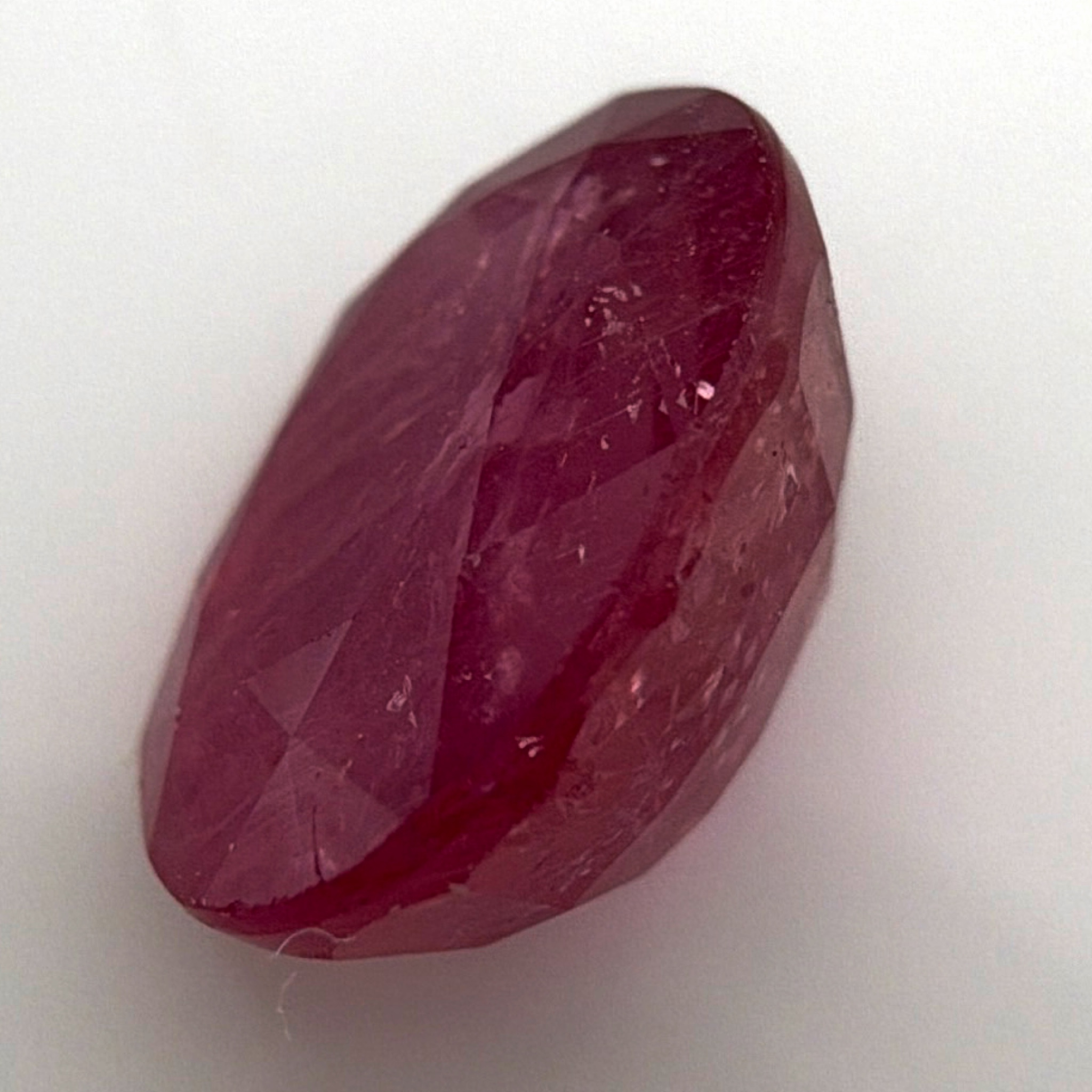 Loose Oval Cut Glass Filled Heated Ruby Gemstone 4.09cta — Side