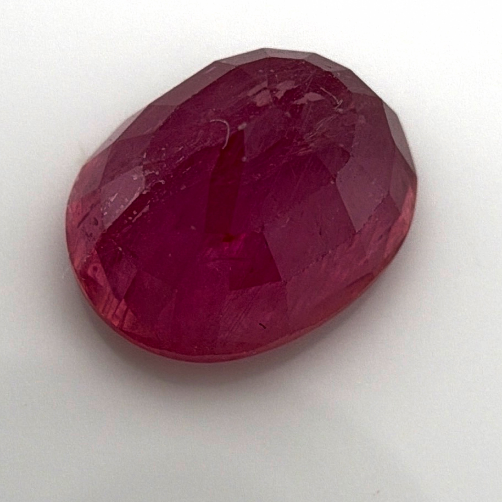 Loose Oval Cut Glass Filled Heated Ruby Gemstone 4.09cta — Back