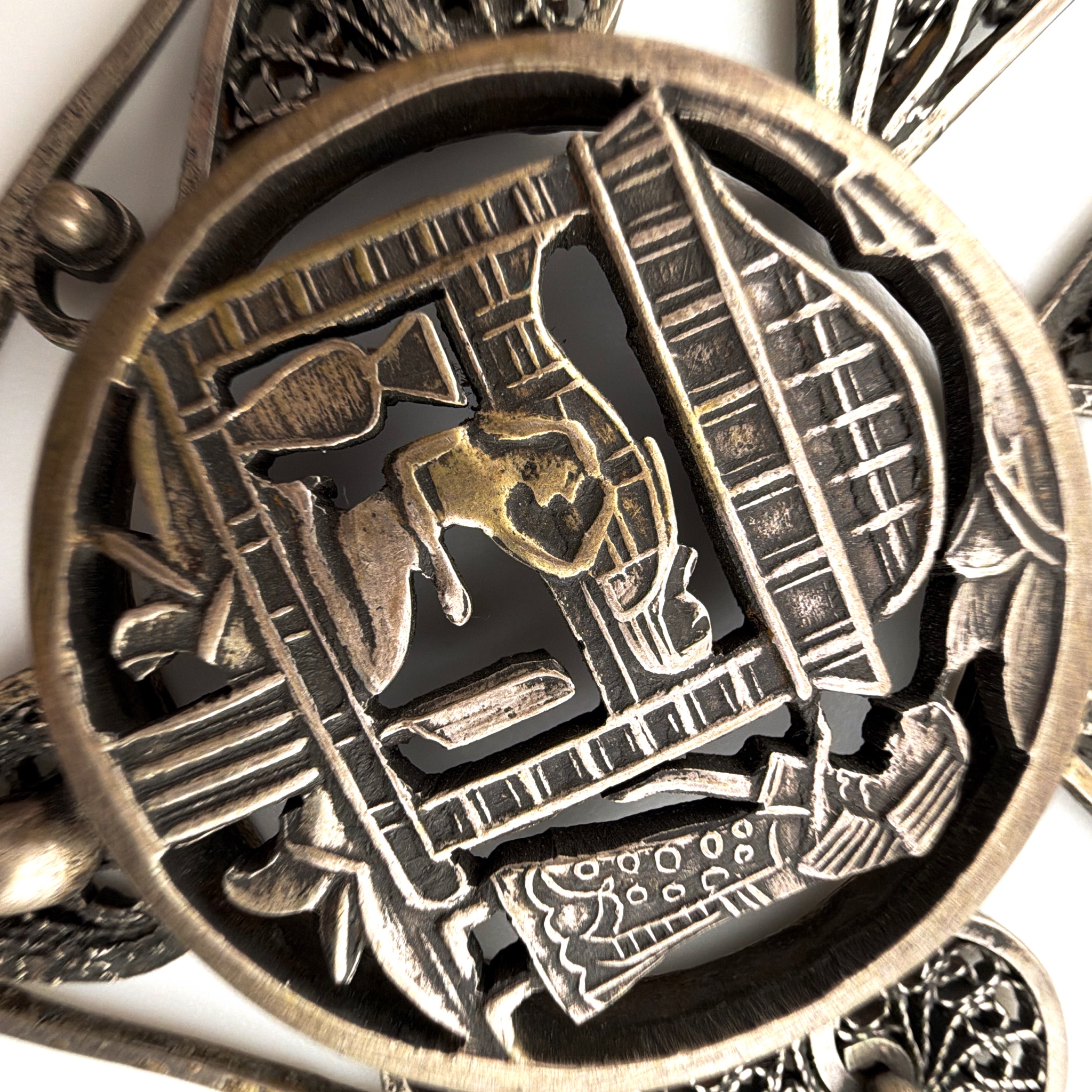 800 Silver Egyptian Revival Filigree 2.9 in Heart Pendant 24.53g — Detail