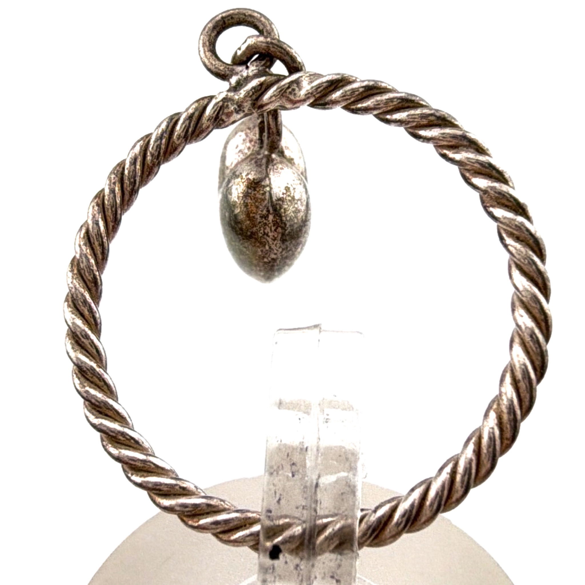 Silver Tone Twisted Wire Dangle Heart Ring 1.43g Size 6 — Front