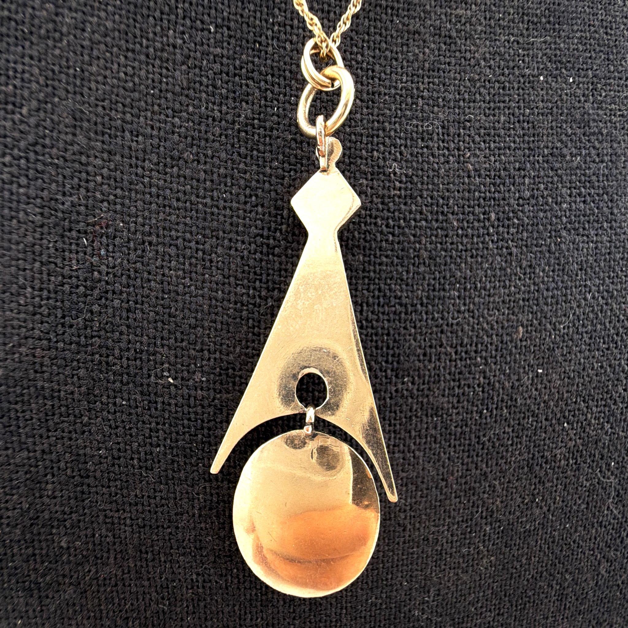 $ 10k Victorian Scottish Agate 1870s–1900s 19.75 in Scottish Pebble Agate Inlay Articulated Drop Pendant Necklace 4.80g — Front